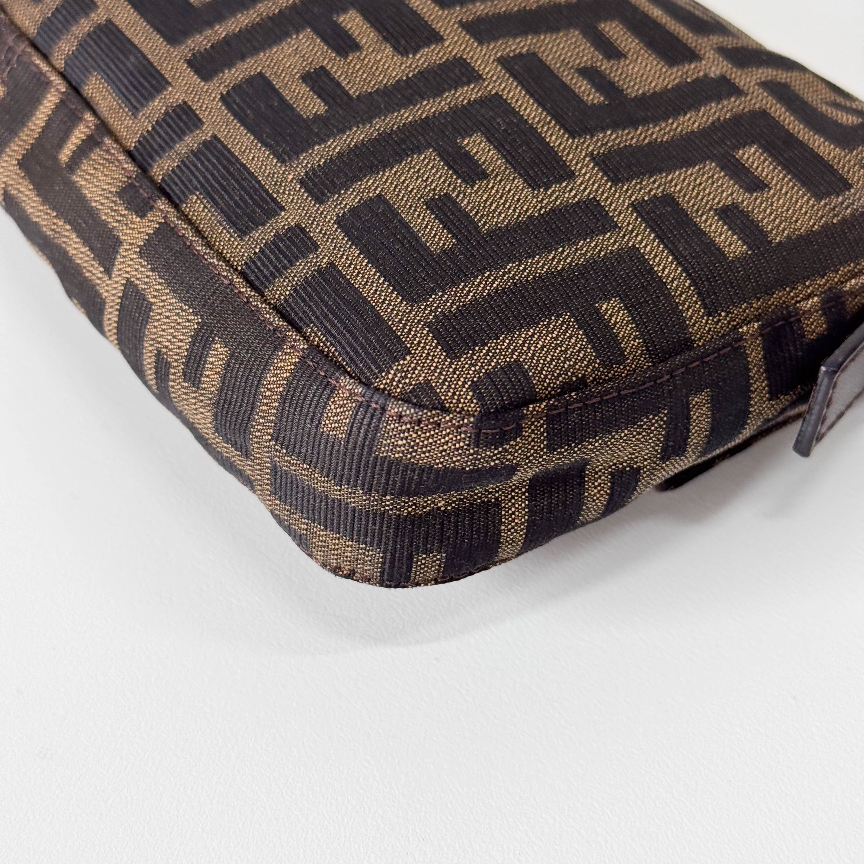 Zucca Baguette Brown Canvas Shoulder Bag