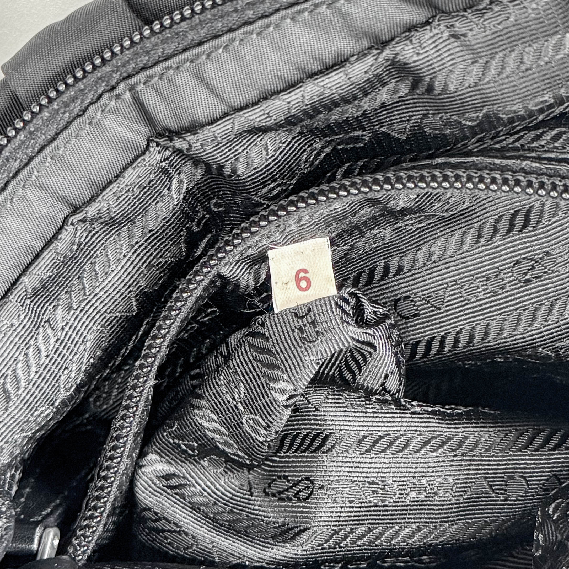 Ribbon Tessuto Nylon Handle Bag