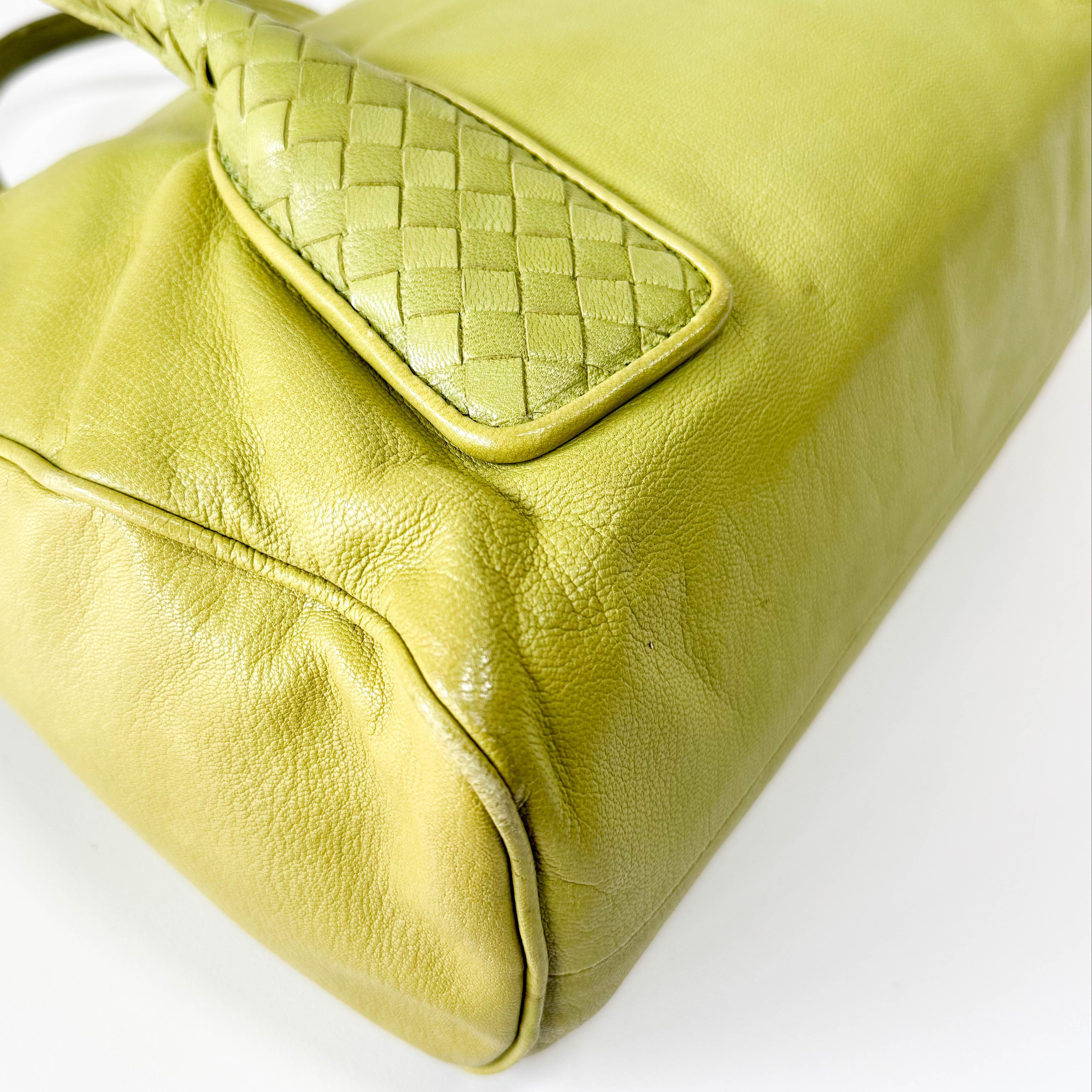 Intrecciato Calf Leather Handle Bag