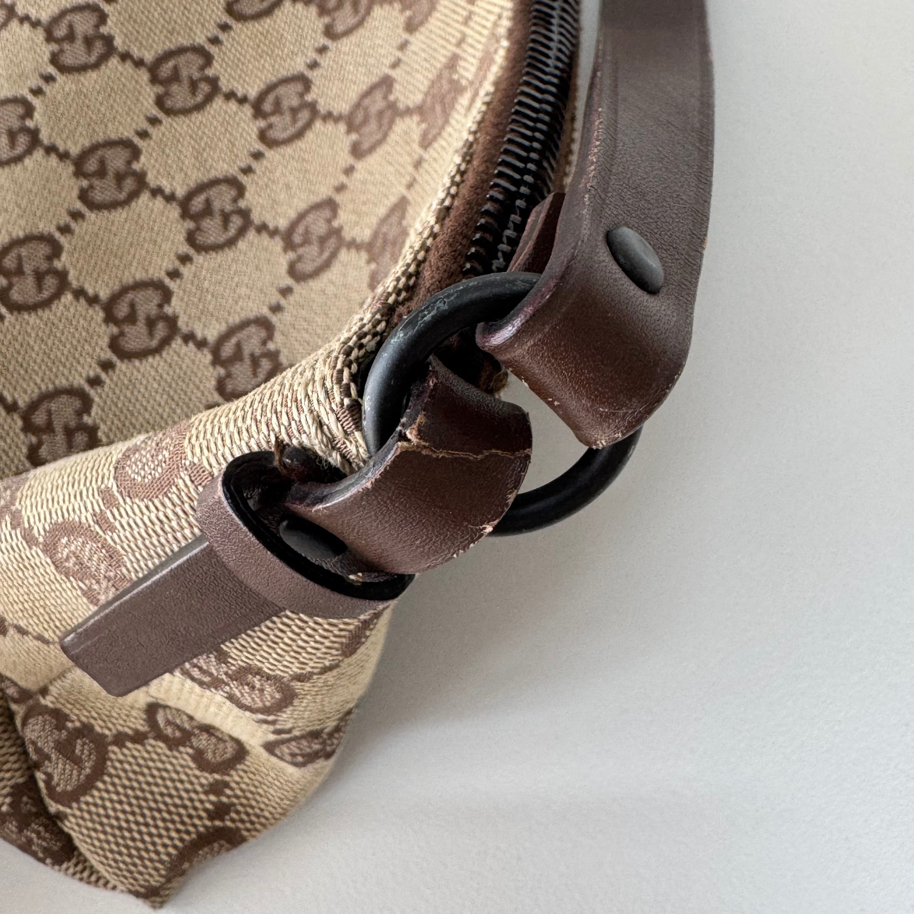 GG Canvas Pochette Accesories Shoulder Bag