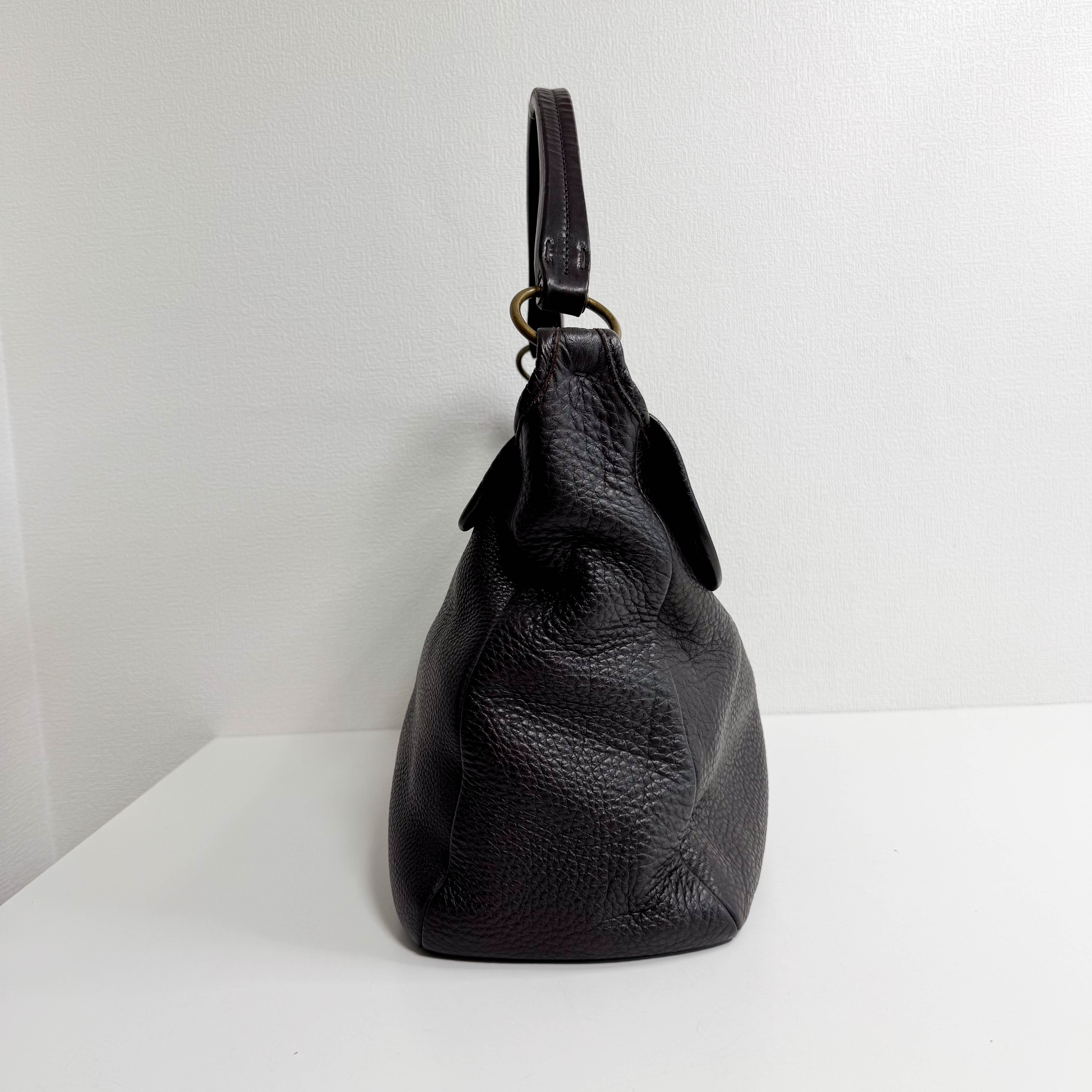 バッグ miumiu archive all leather shoulder bag MIU MIU Archive Brown Leather Shoulder Bag – HIVE PRELOVED