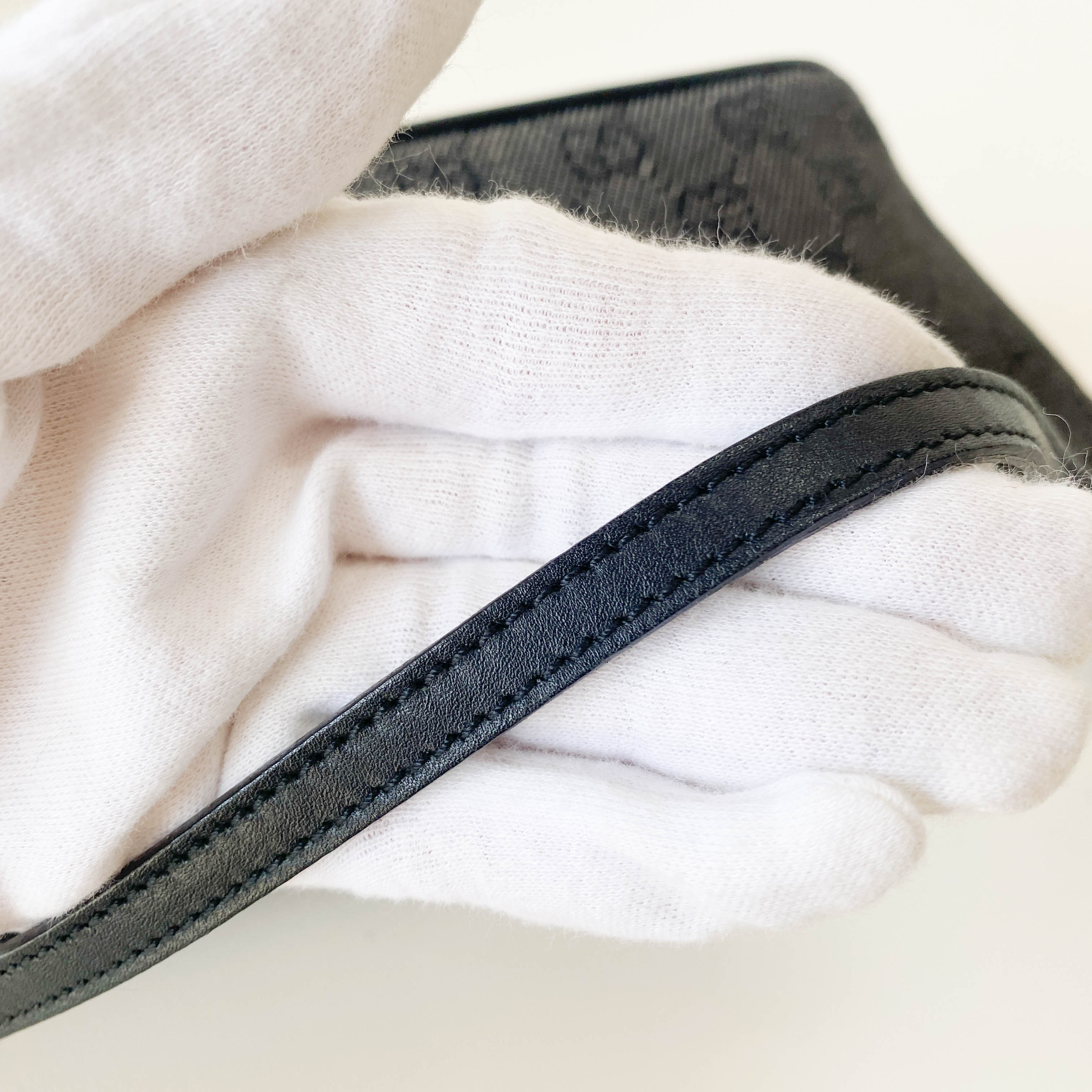 GG Canvas Navy Pouch