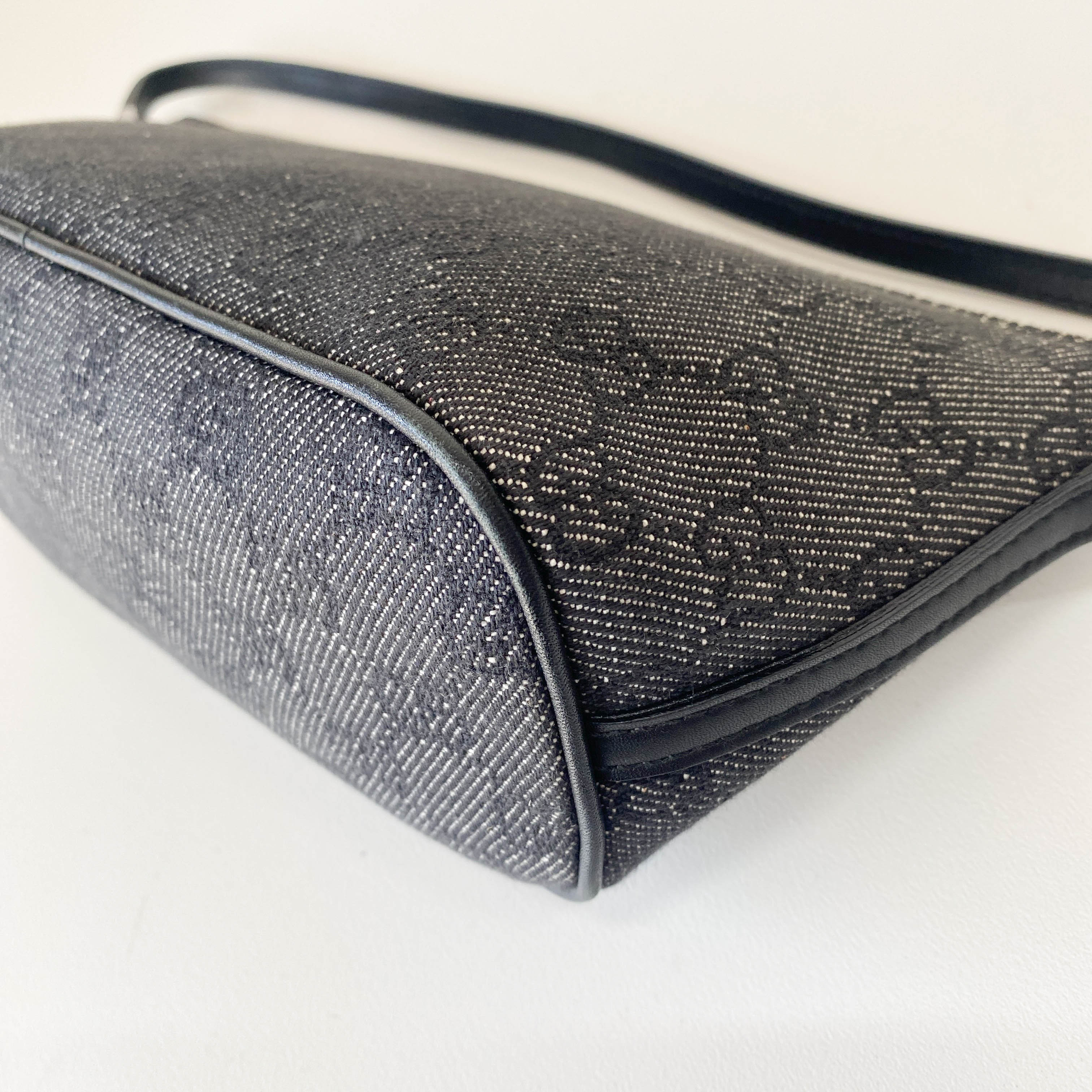 GG Canvas Navy Pouch