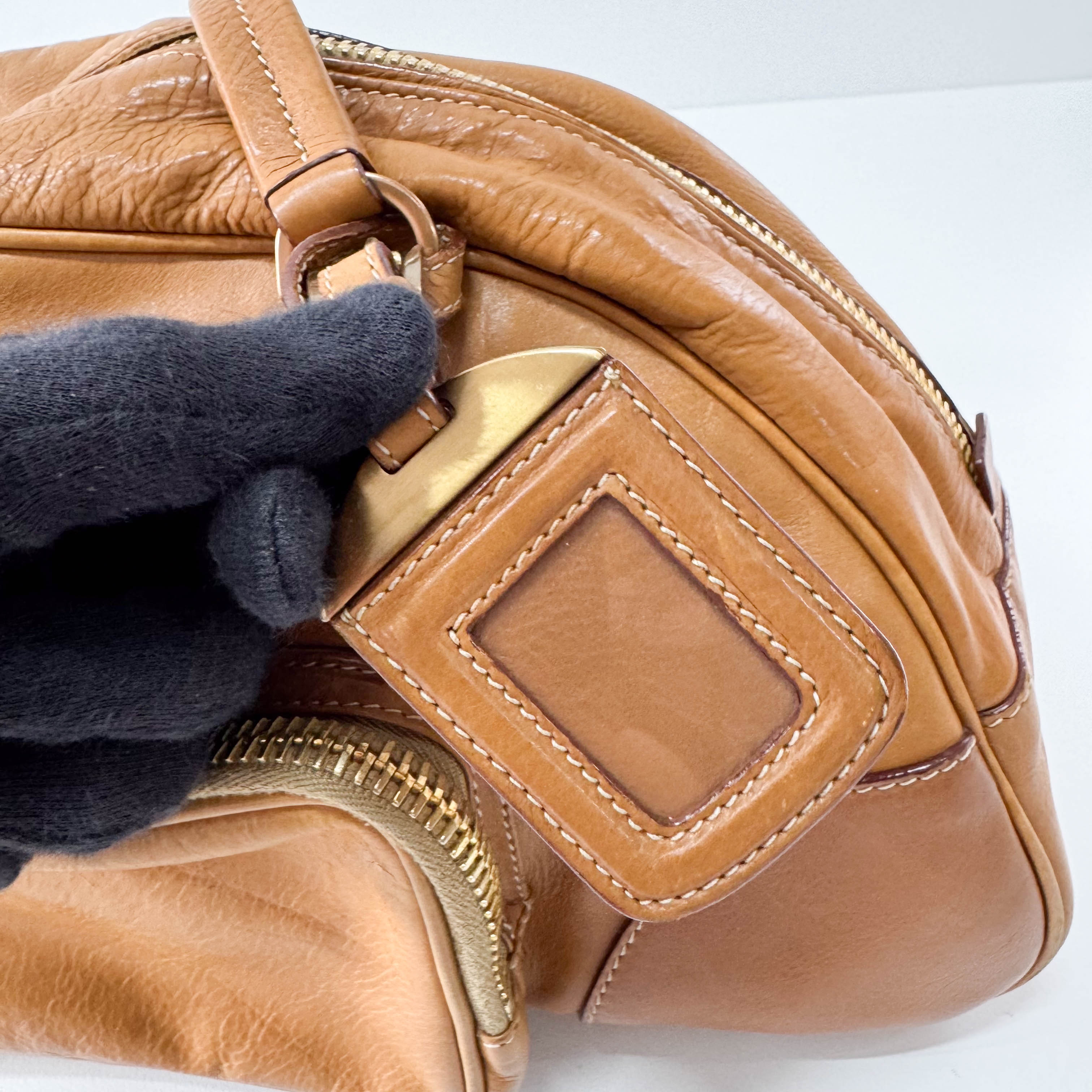 PRADA Archive Brown Leather Shoulder Bag – HIVE PRELOVED