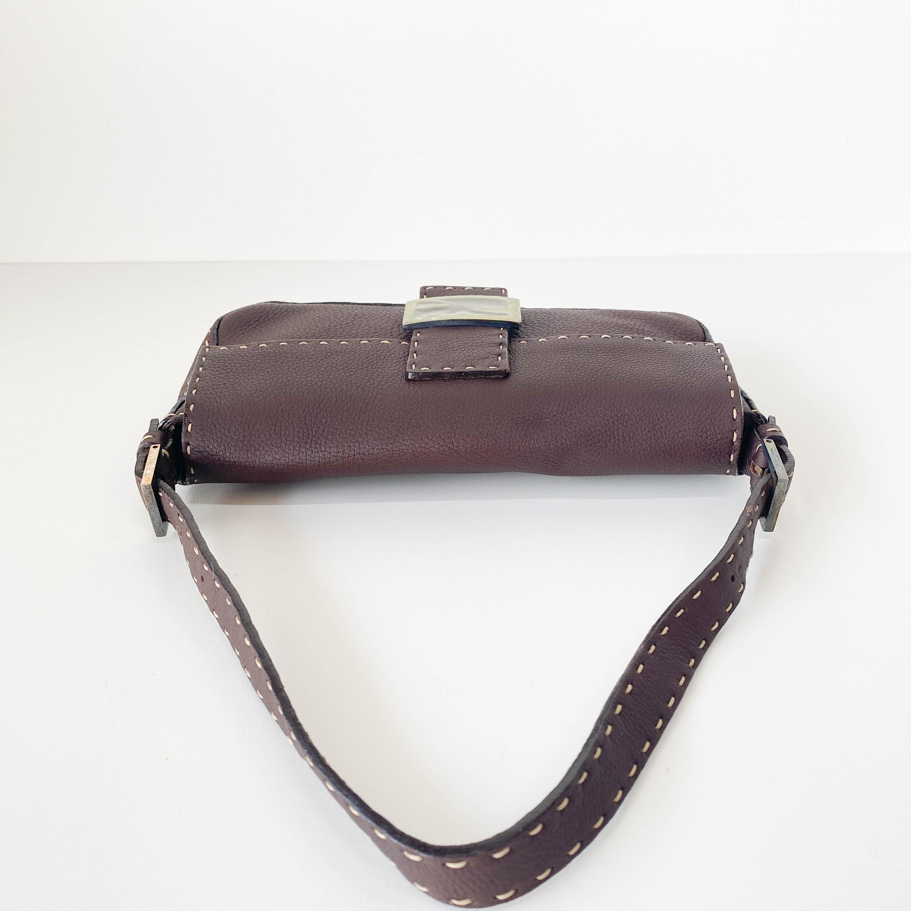 Selleria Baguette Brown Leather Shoulder Bag