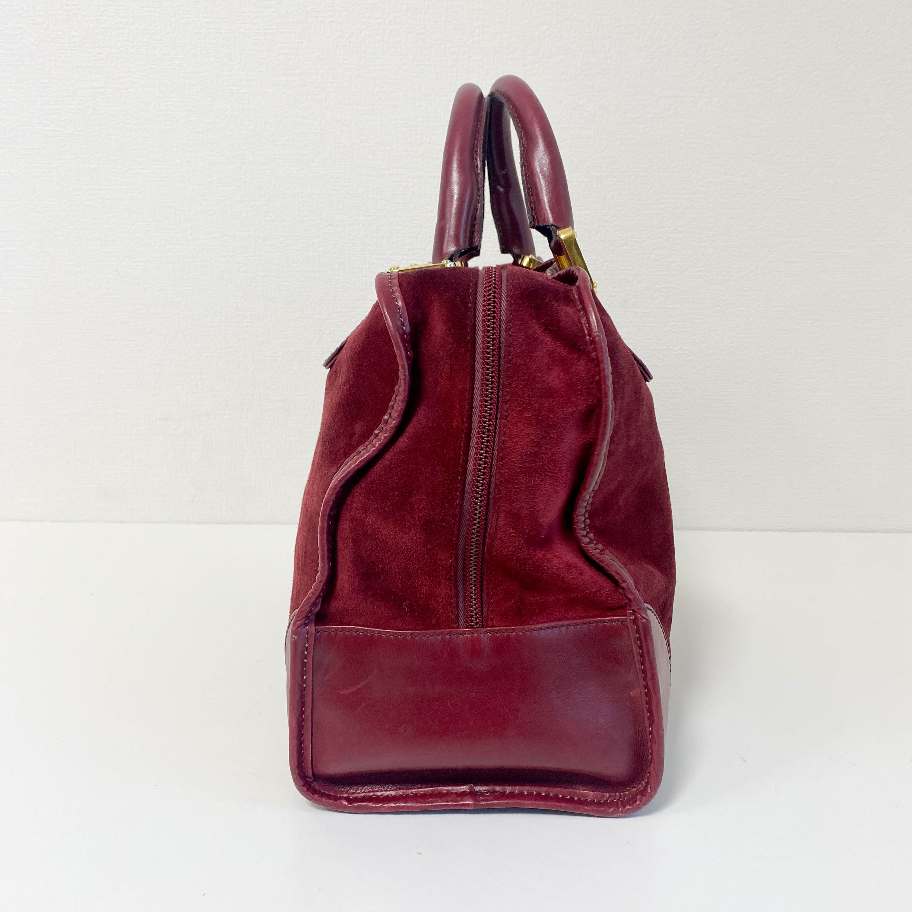 Amazona 32 Burgundy Suede Handle Bag