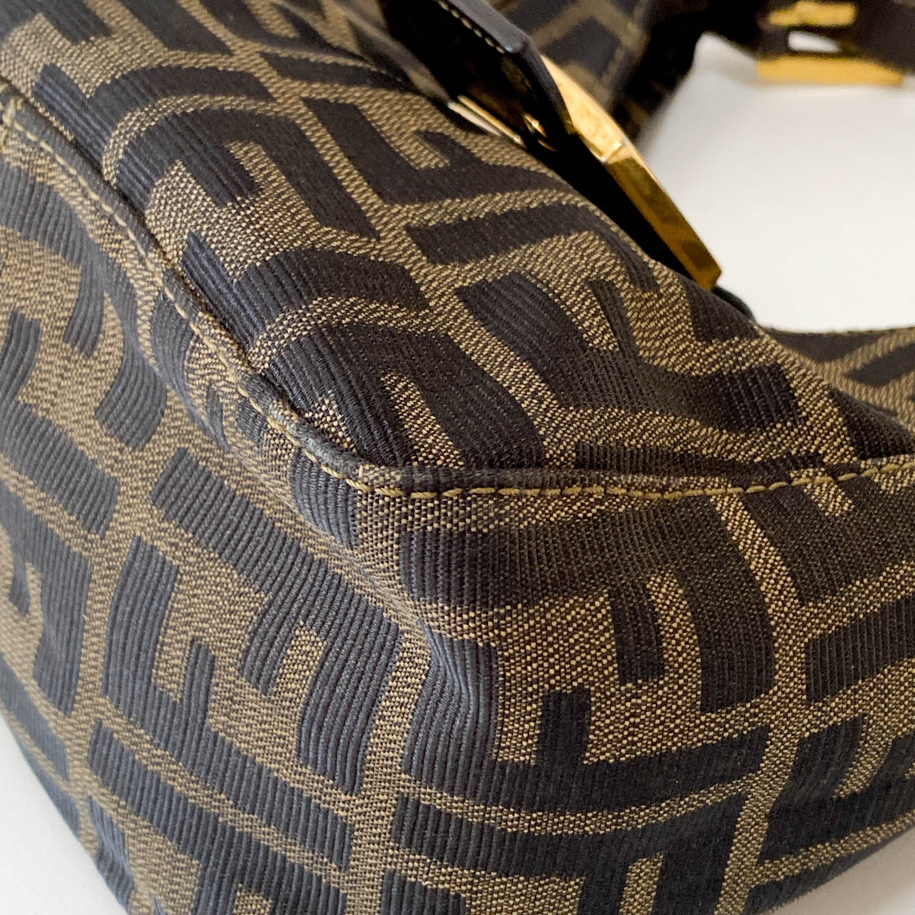 Croissant Zucca Brown Coated Canvas Shoulder Bag
