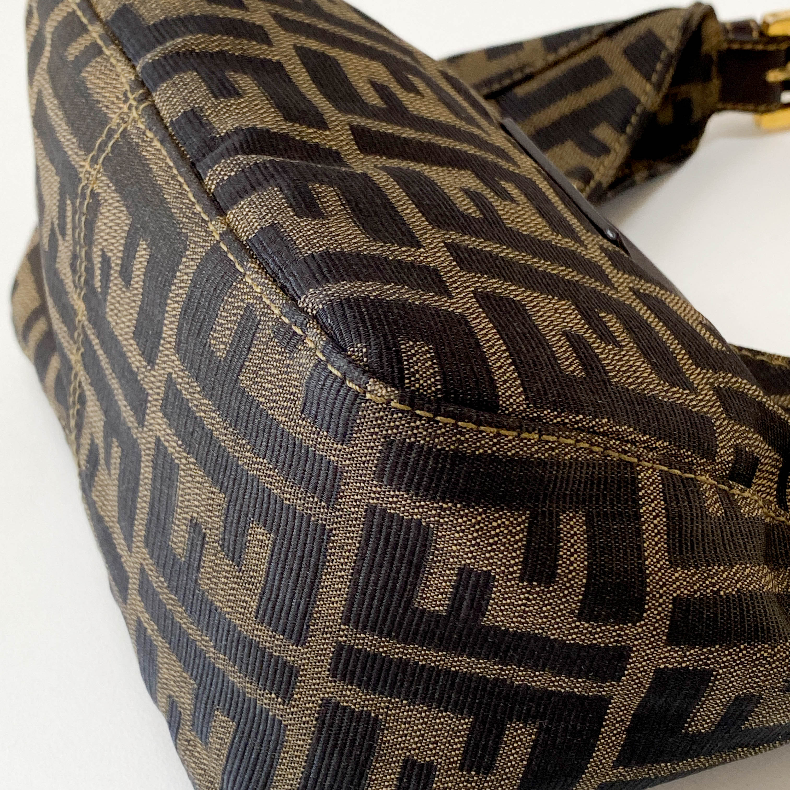 Croissant Zucca Brown Coated Canvas Shoulder Bag