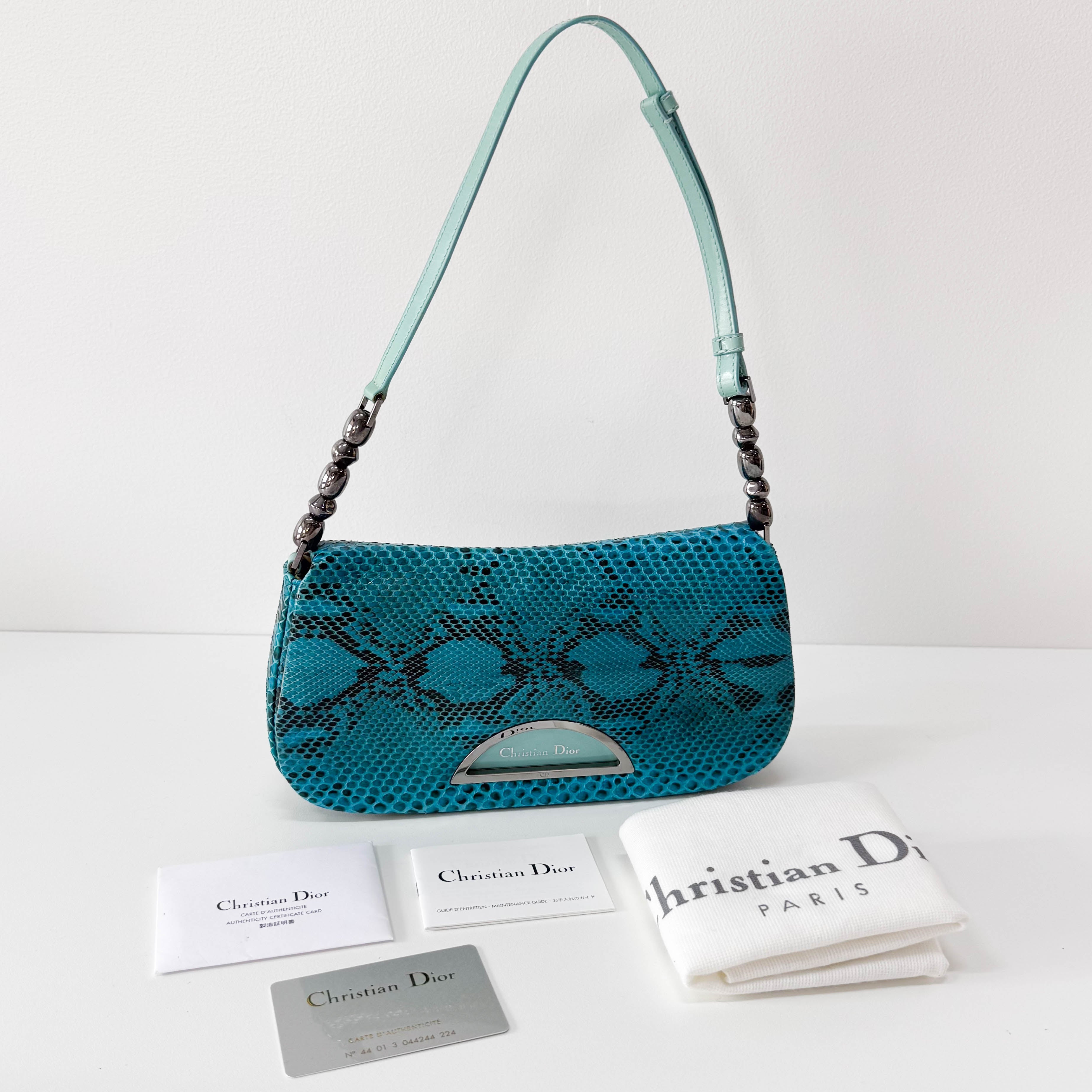 Malice Pearl Blue Leather Shouder Bag