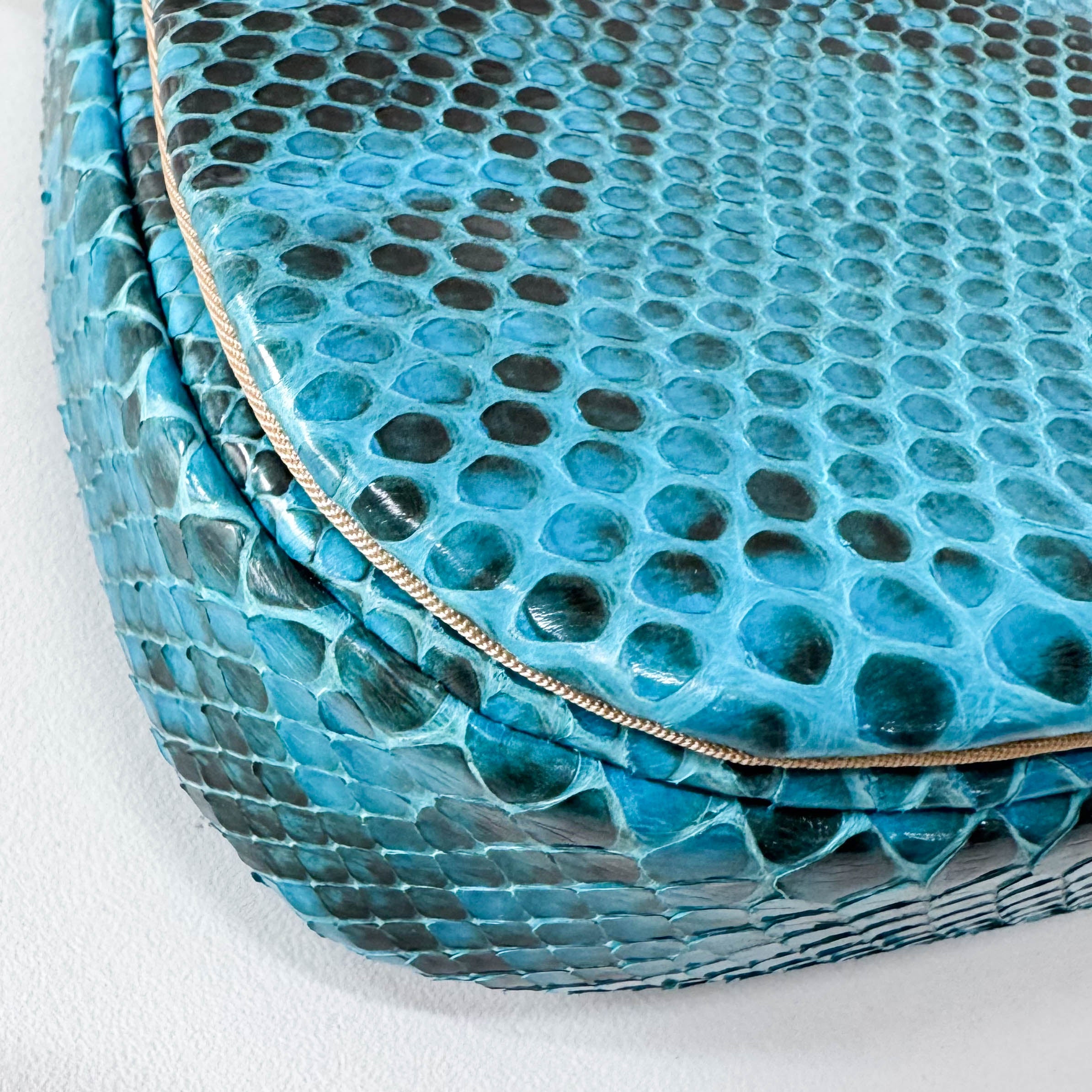 Malice Pearl Blue Leather Shouder Bag