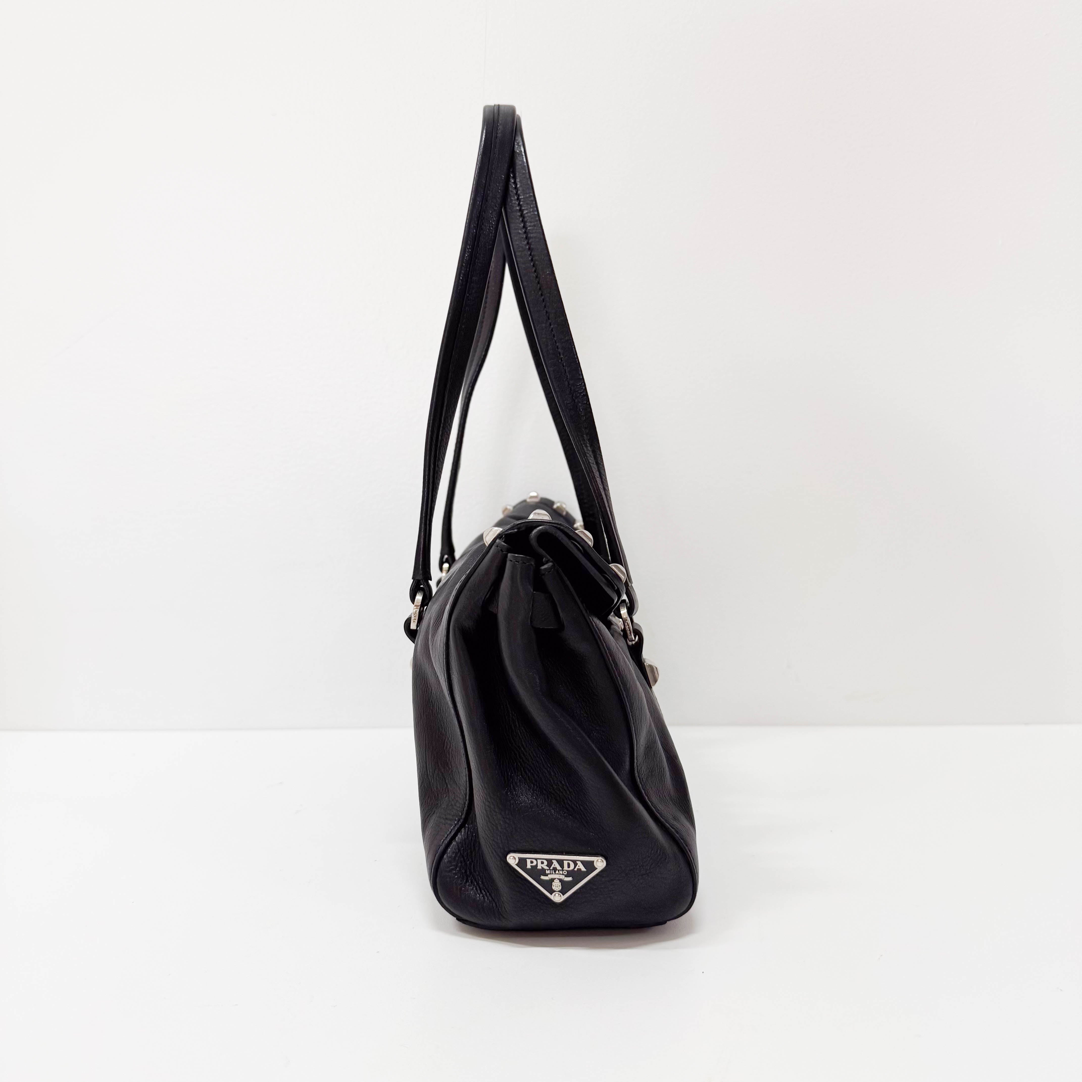 Vitello Black Calfskin Leather Shoulder Bag