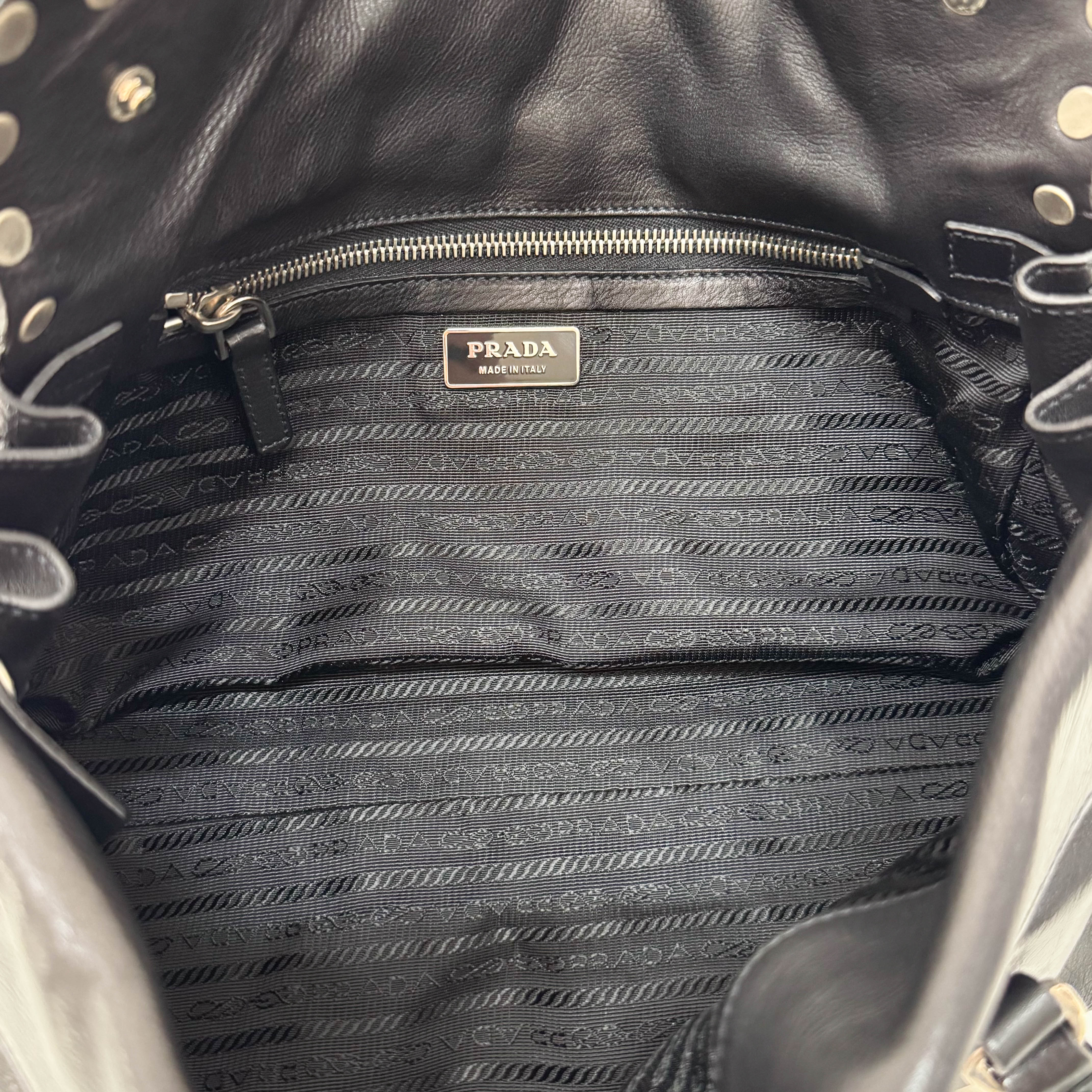 Vitello Black Calfskin Leather Shoulder Bag