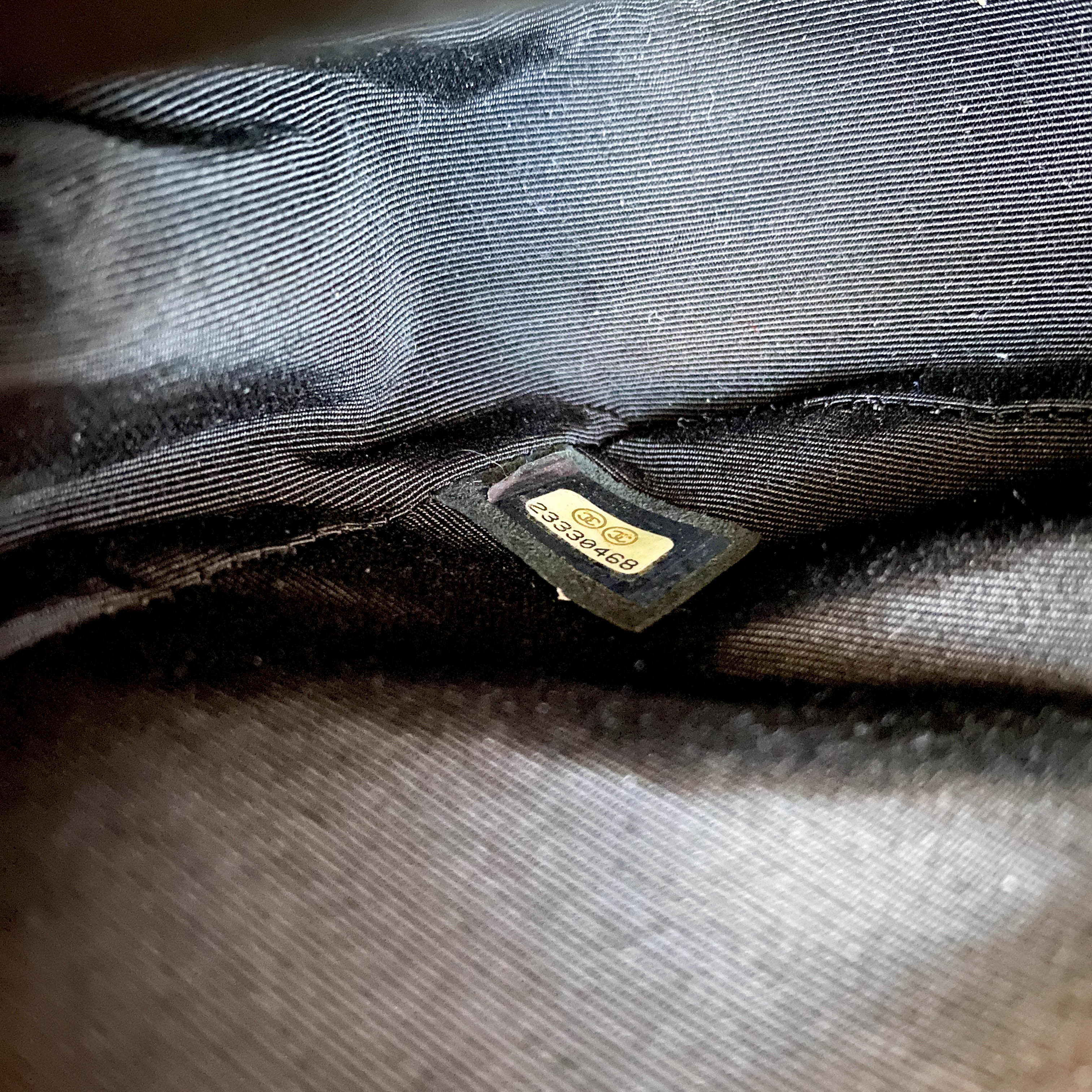 Timeless Classic Flap 25 Gold Calf and Black Leather Chain Shoulder Bag