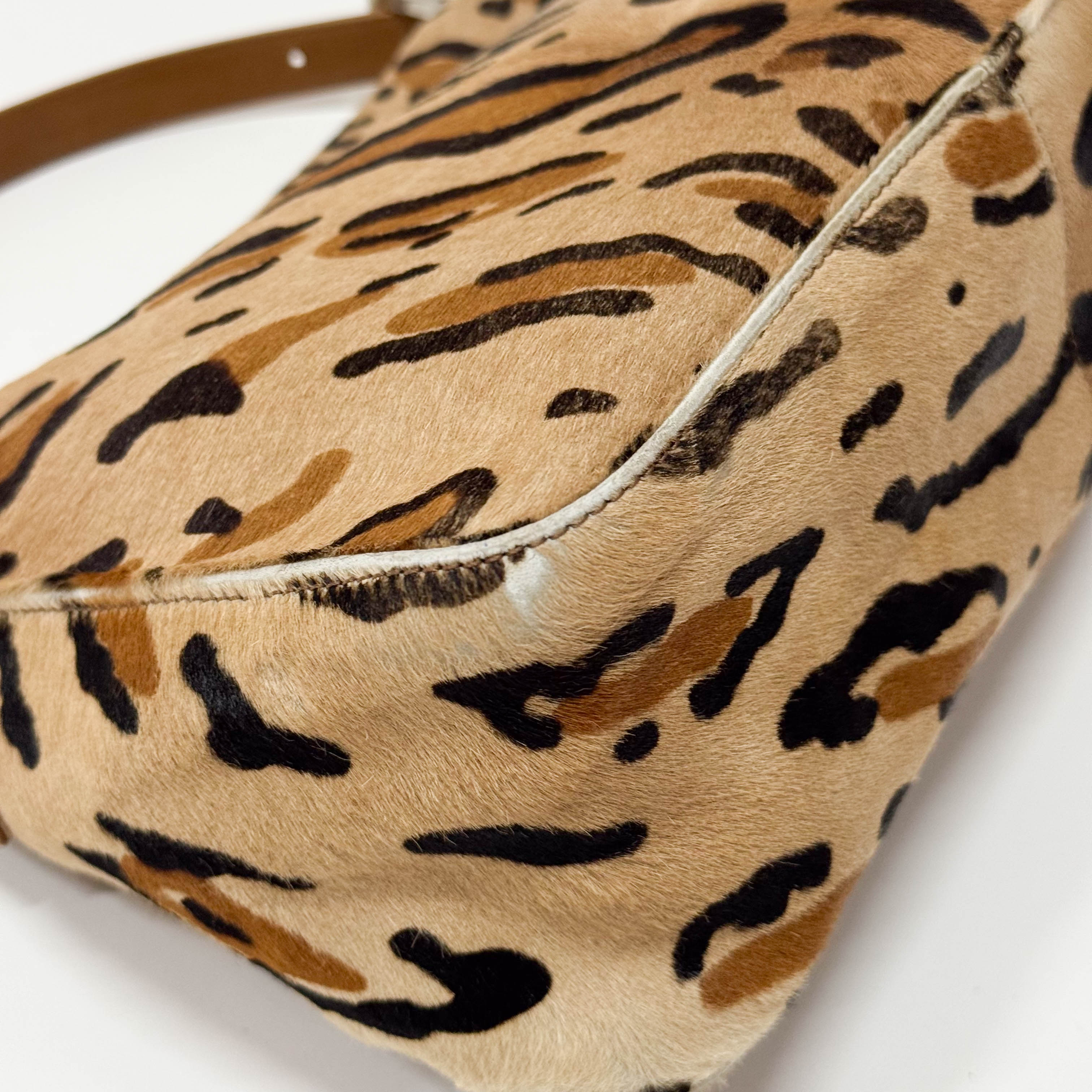 Mamma Baguette Leopard Print Bag
