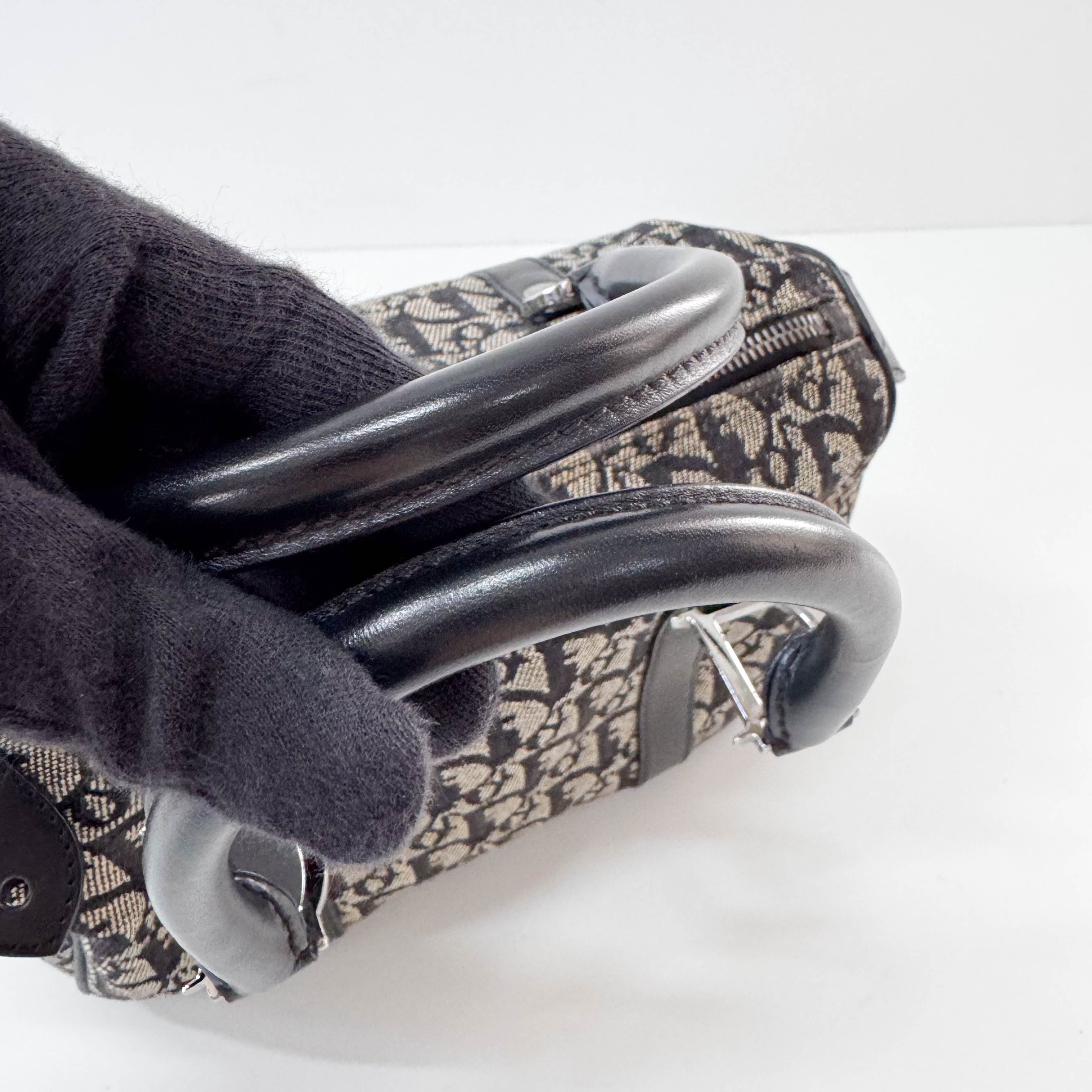 Boston Trotter Navy Oblique Canvas Bag