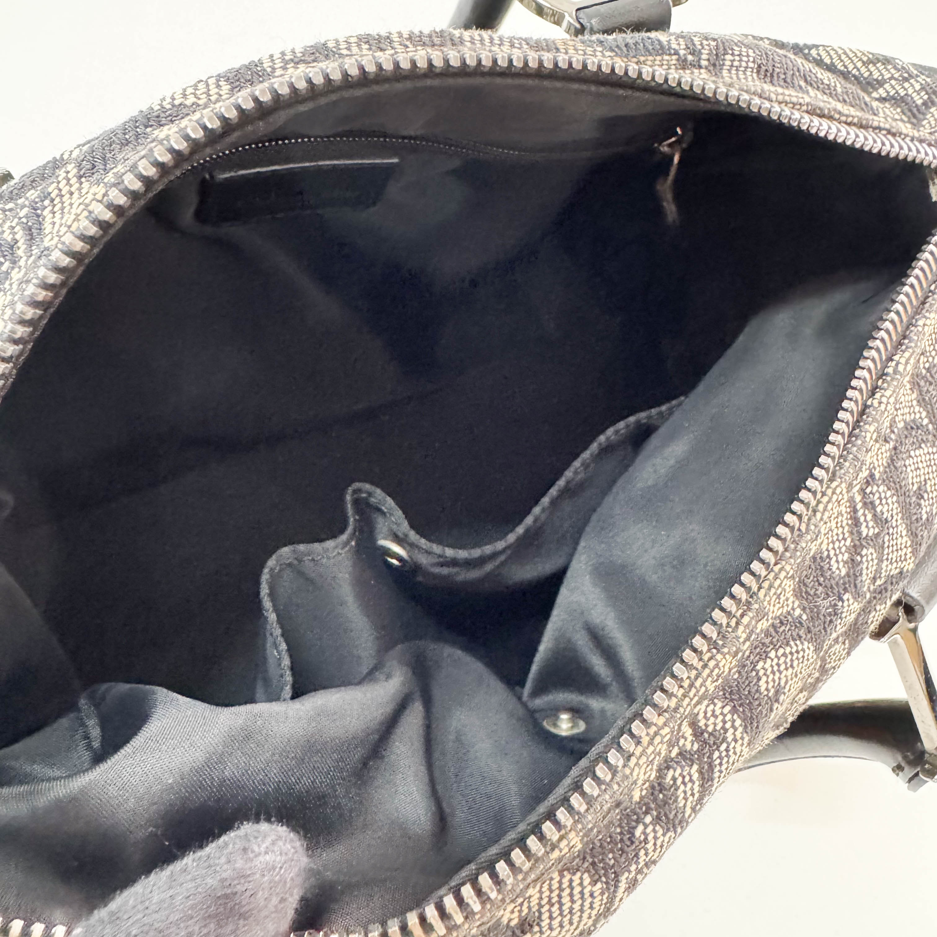 Boston Trotter Navy Oblique Canvas Bag