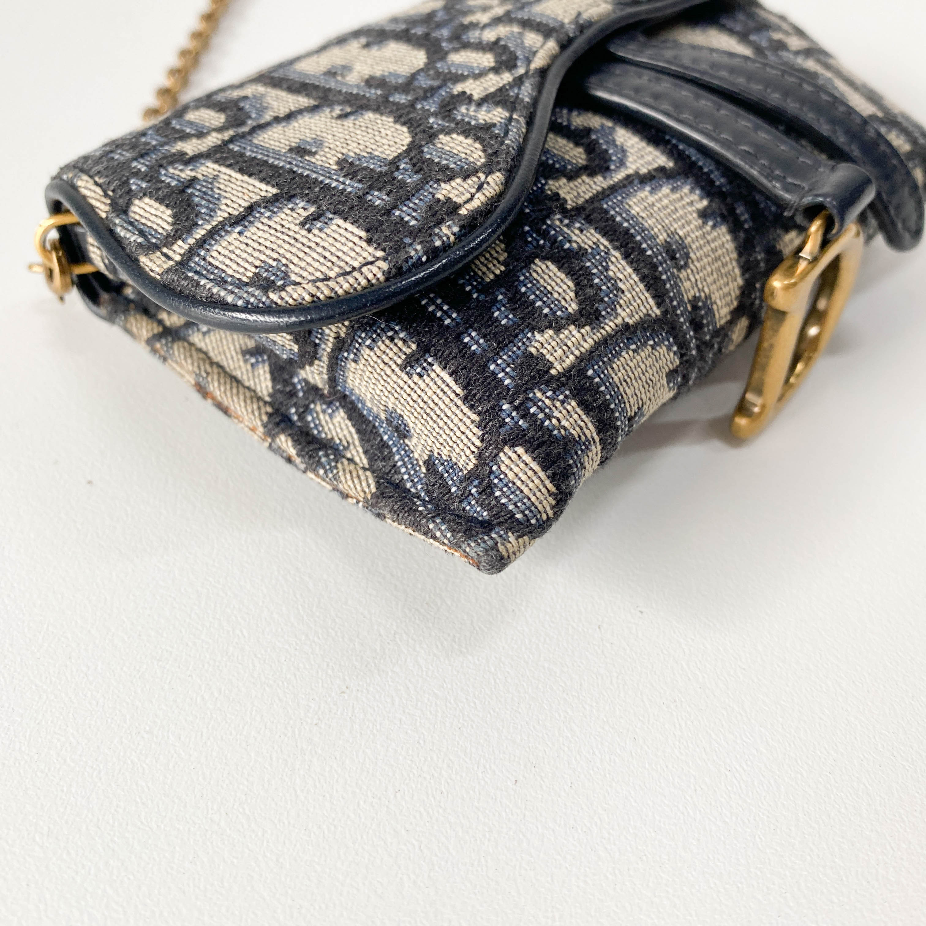 Trotter Canvas with Chain Strap Mini Shoulder Bag