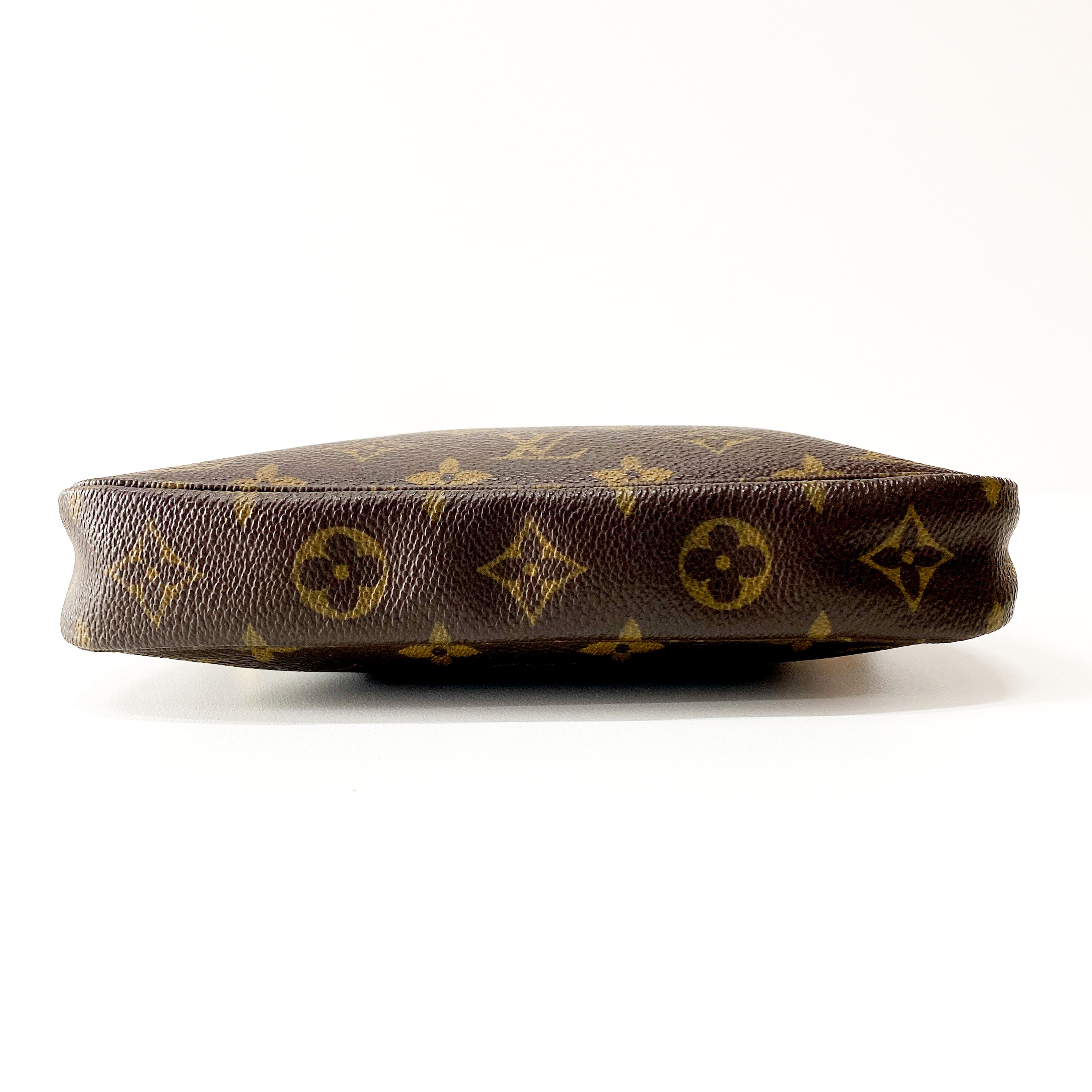 Monogram Pochette Accessoire