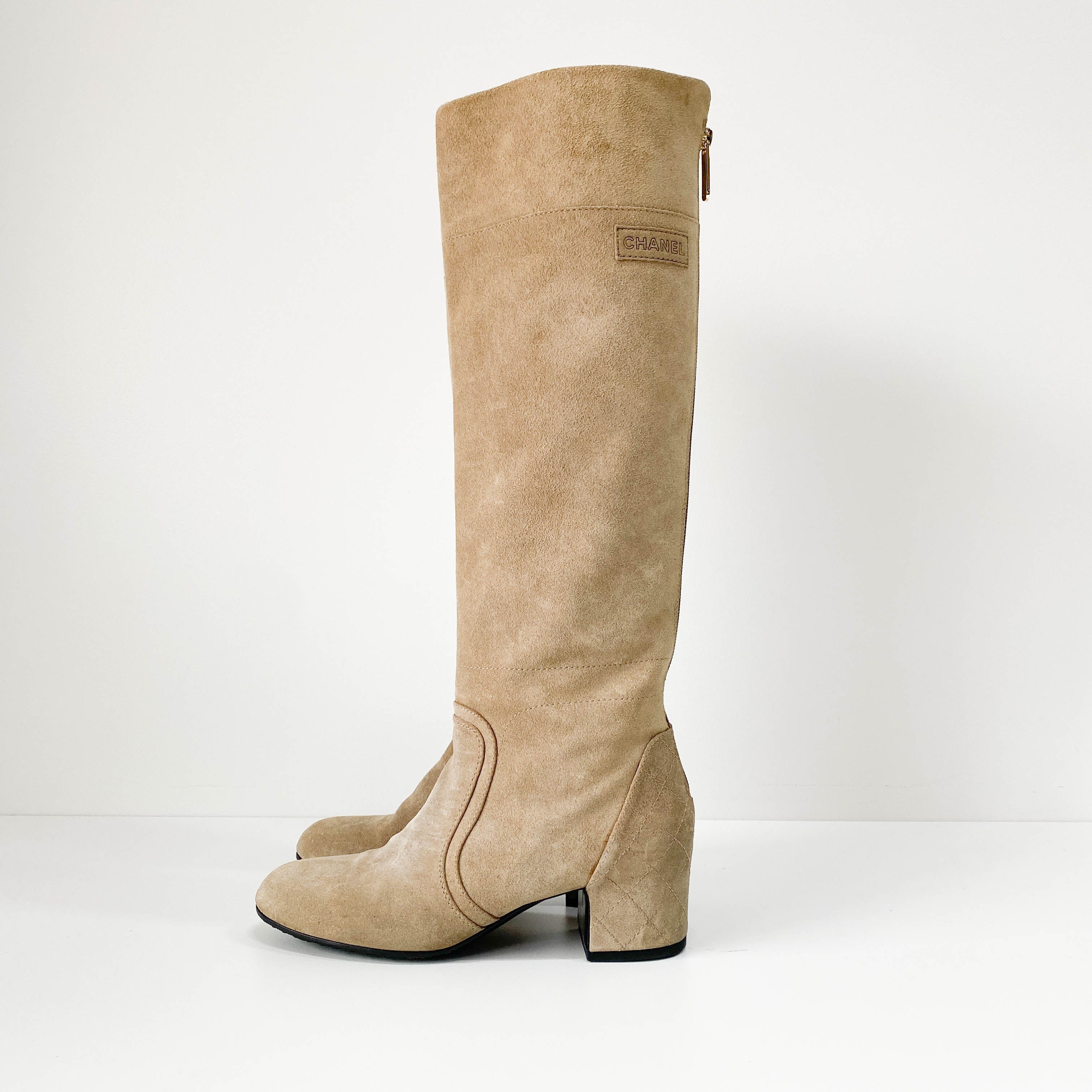 Size 39 Beige Suede Tall Boots