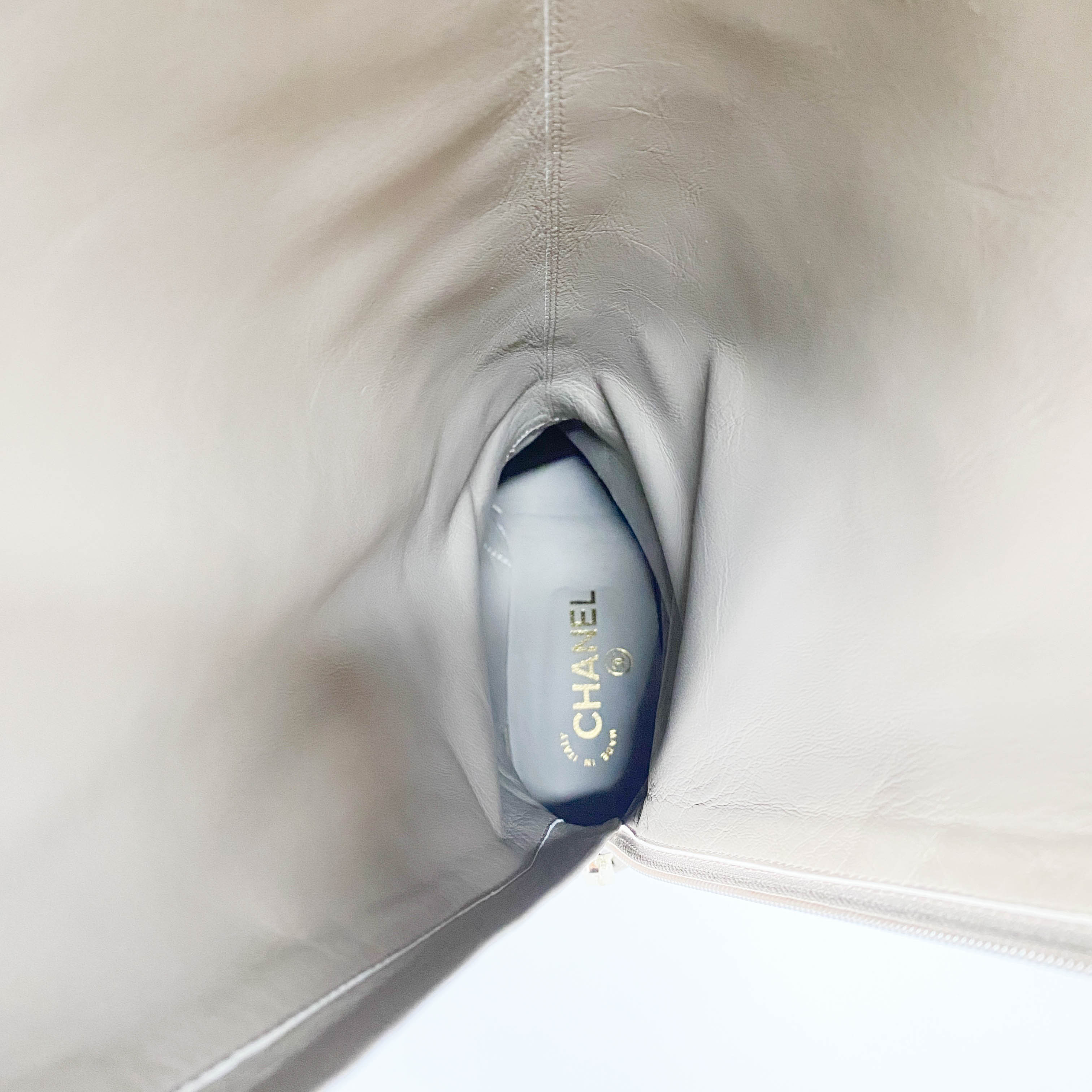 Size 39 Beige Suede Tall Boots