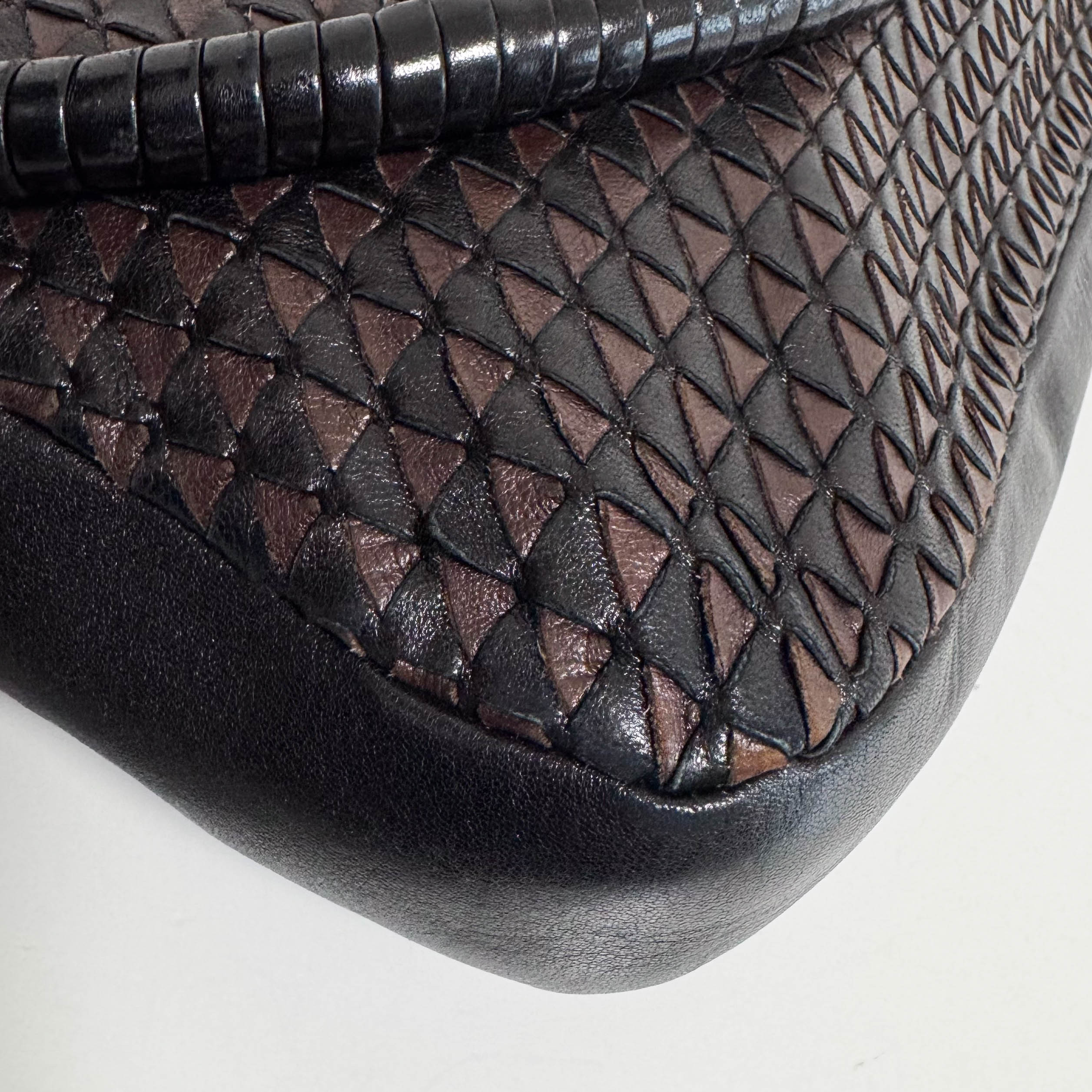 Intrecciato Black and Brown Leather Shoulder Bag