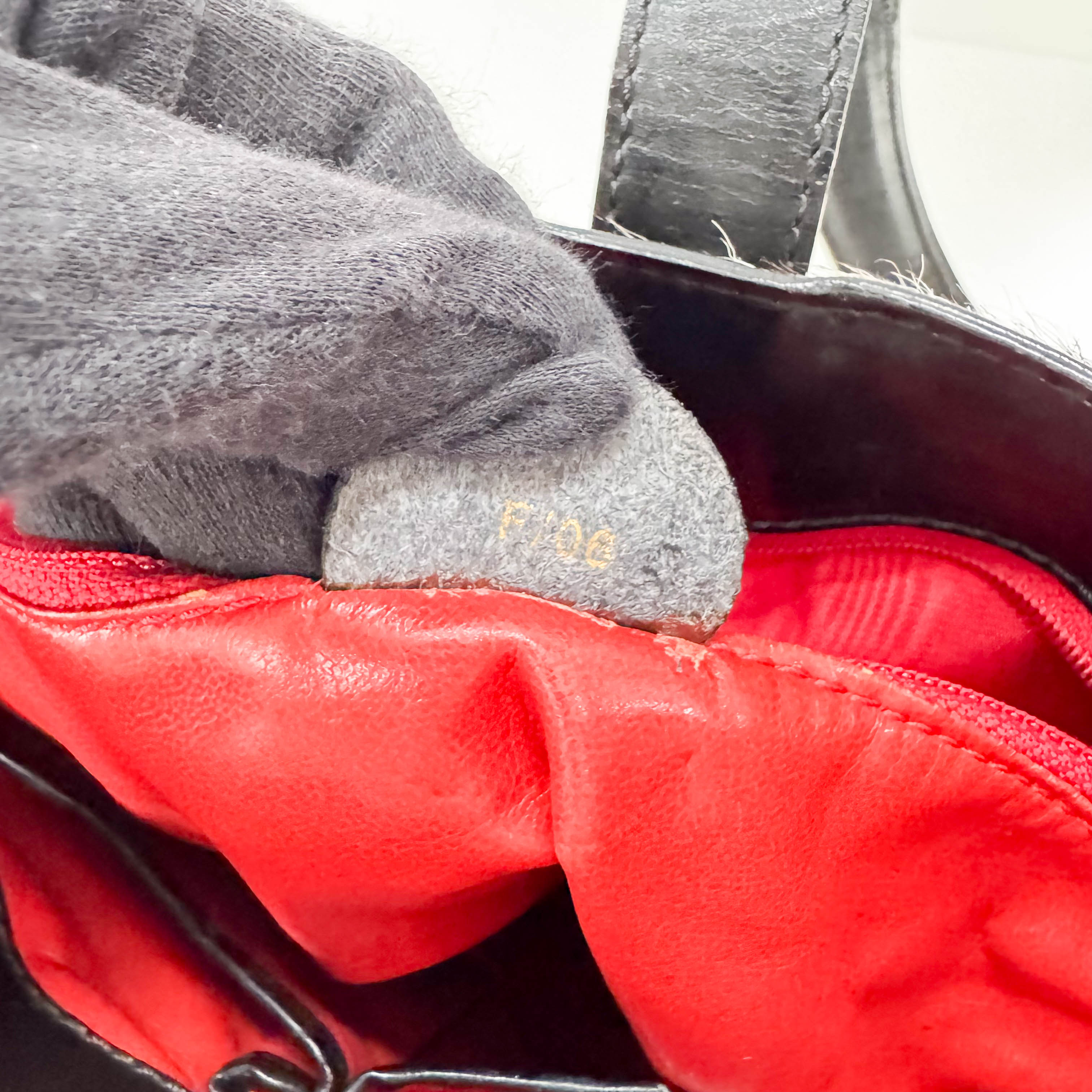 Circle Logo Brown & Neutral Pony Hair Shoulder Bag