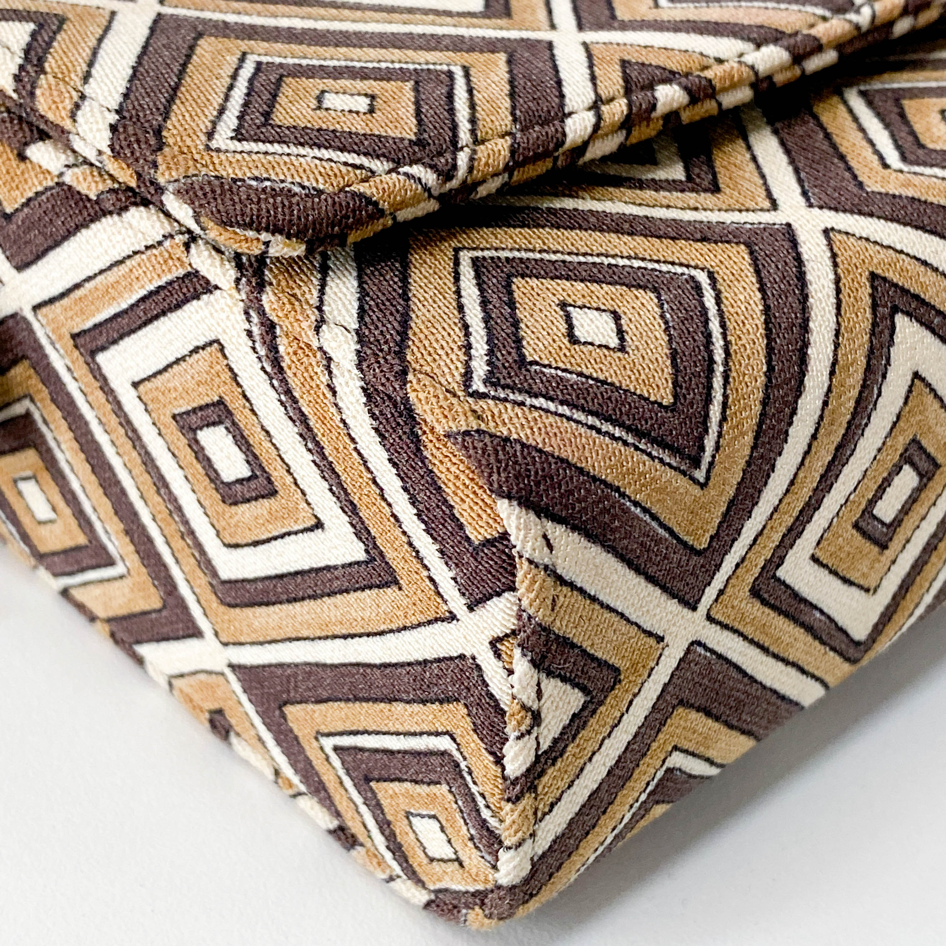 Brown Diamond Pattern Cotton Canvas Shoulder Bag