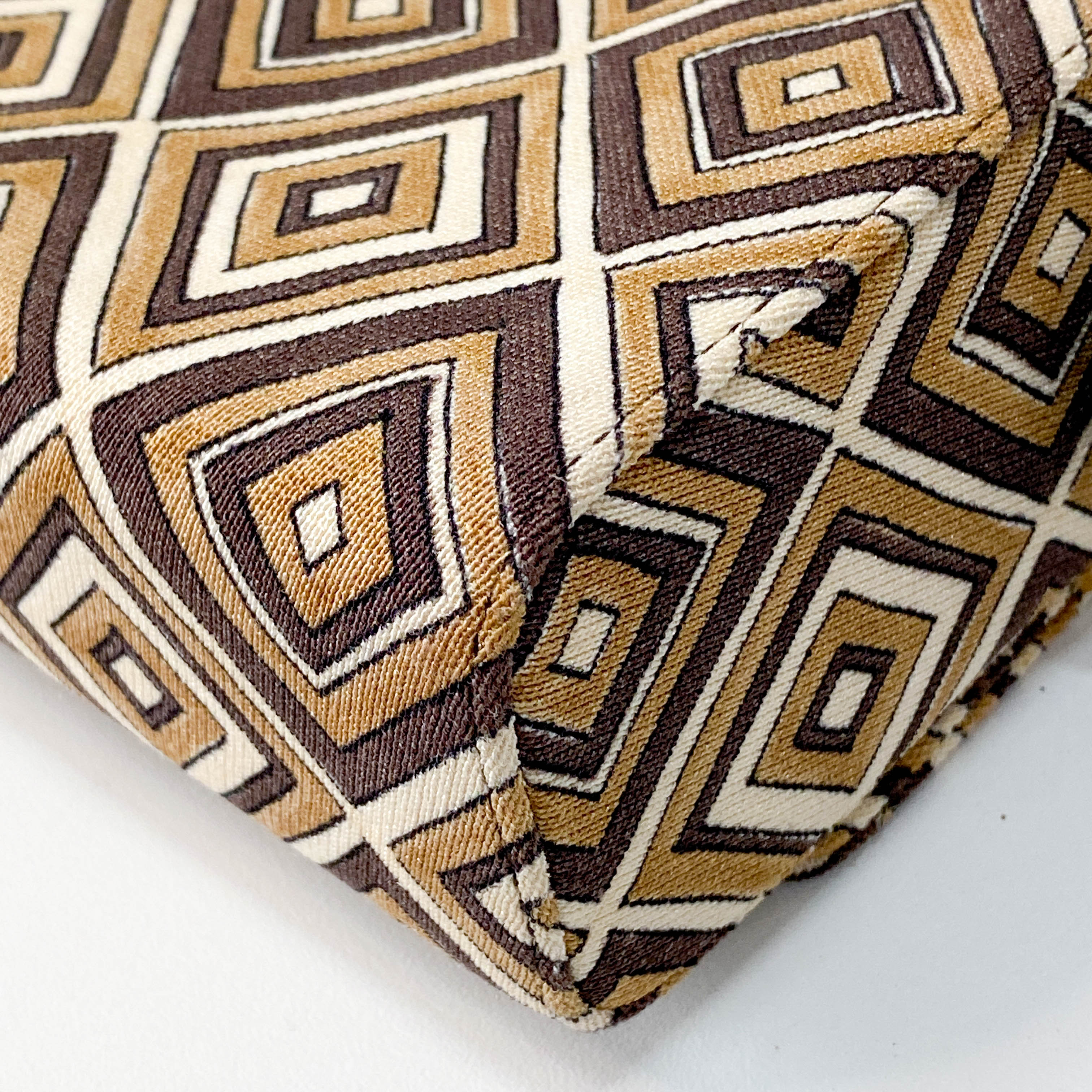 Brown Diamond Pattern Cotton Canvas Shoulder Bag