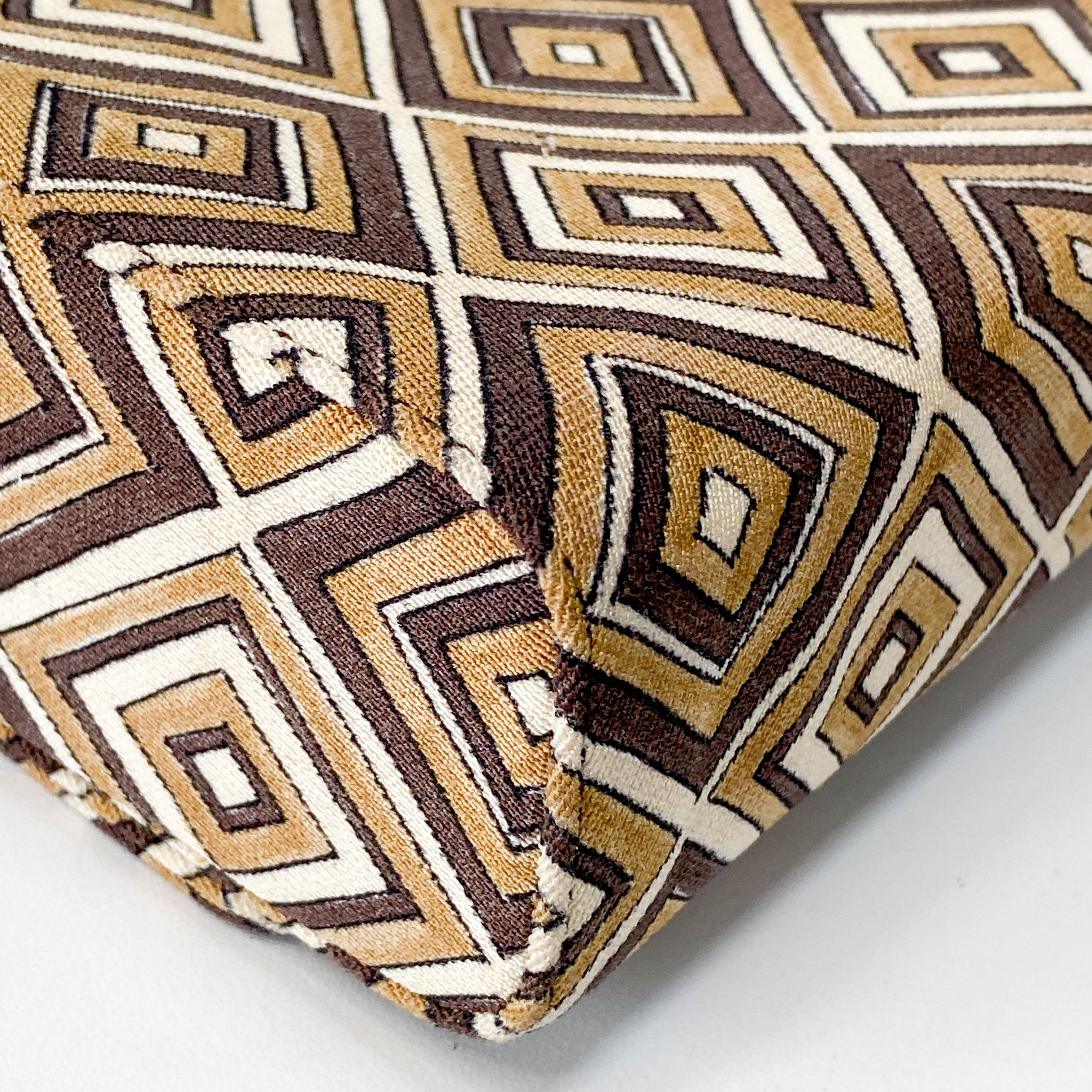 Brown Diamond Pattern Cotton Canvas Shoulder Bag