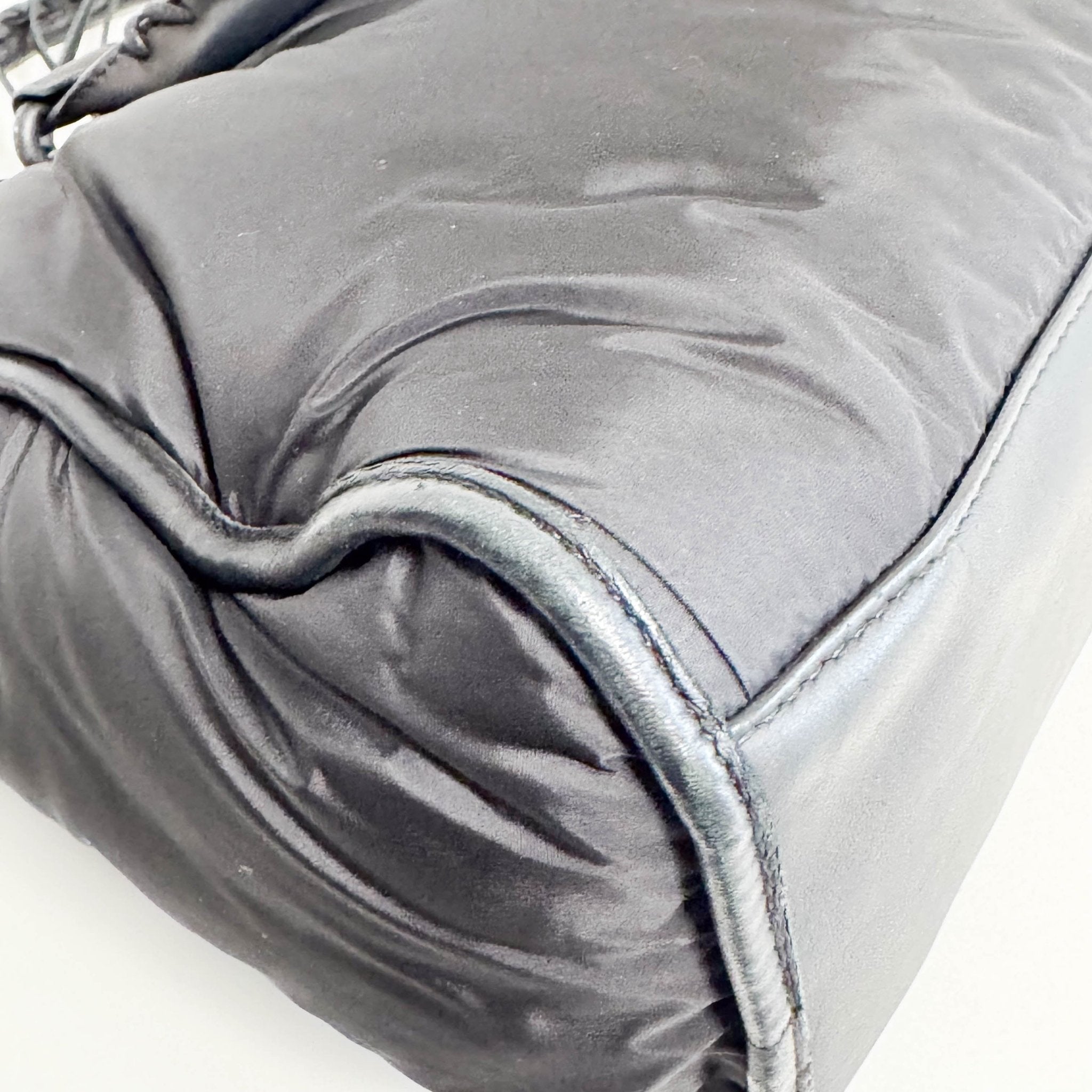 BALENCIAGA City Black Nylon Agneau Classic Hardware, in , Sold by HIVE PRELOVED - Handle Bags, Shoulder Bags,