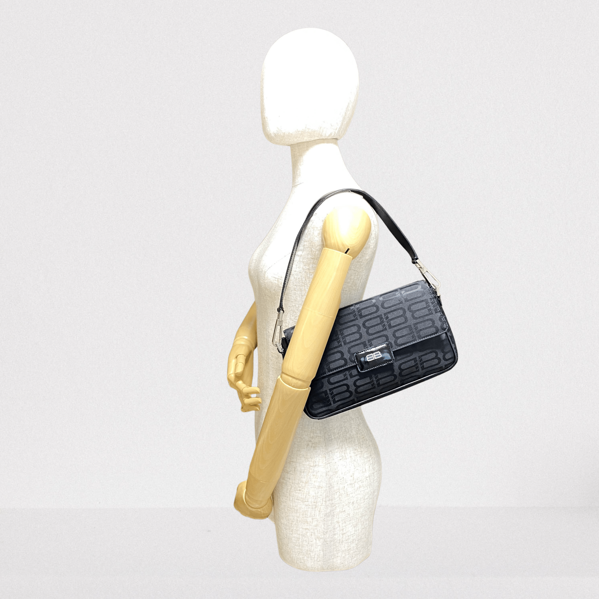 BALENCIAGA Old Balenciaga Black Nylon Shoulder Bag, in , Sold by HIVE PRELOVED - Shoulder Bags, ,