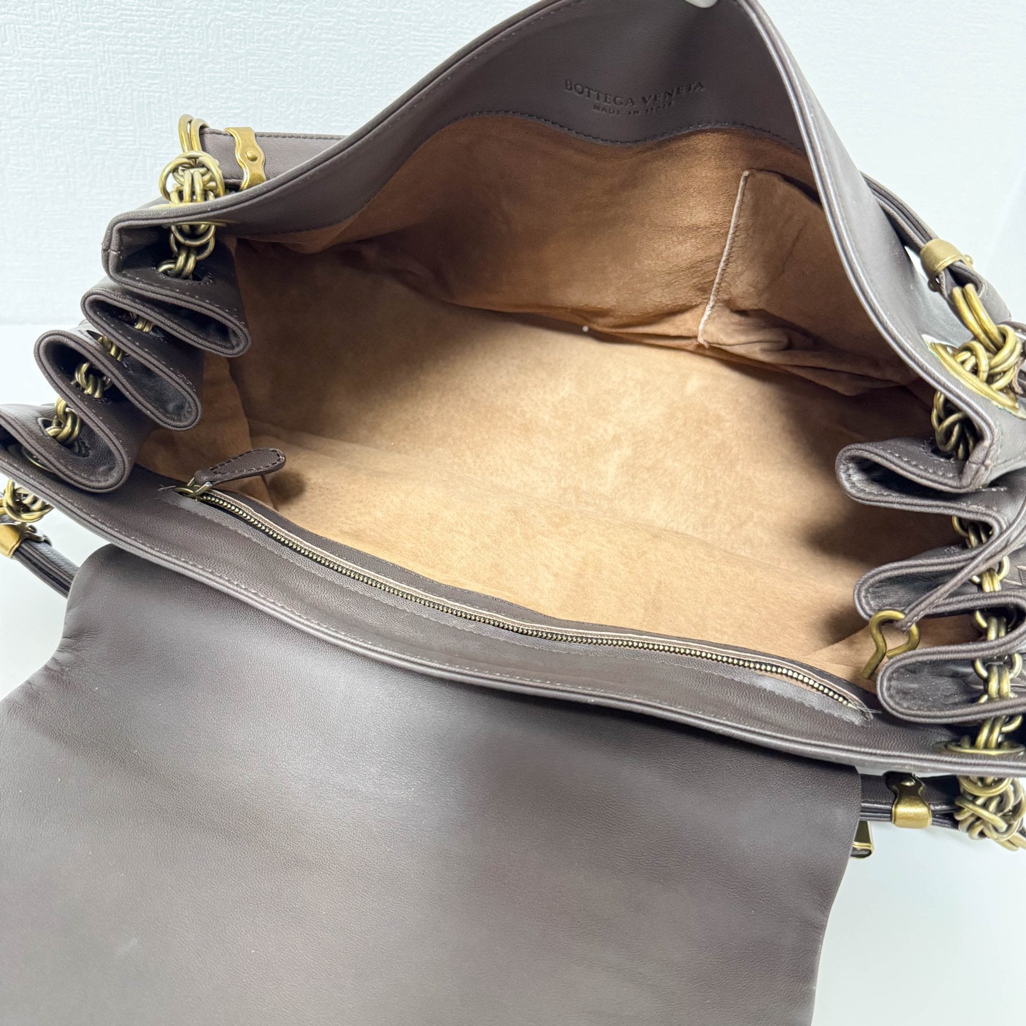 BOTTEGA VENETA Archive Brown Leather Intrecciato Shoulder Bag, in , Sold by HIVE PRELOVED - Shoulder Bags, ,