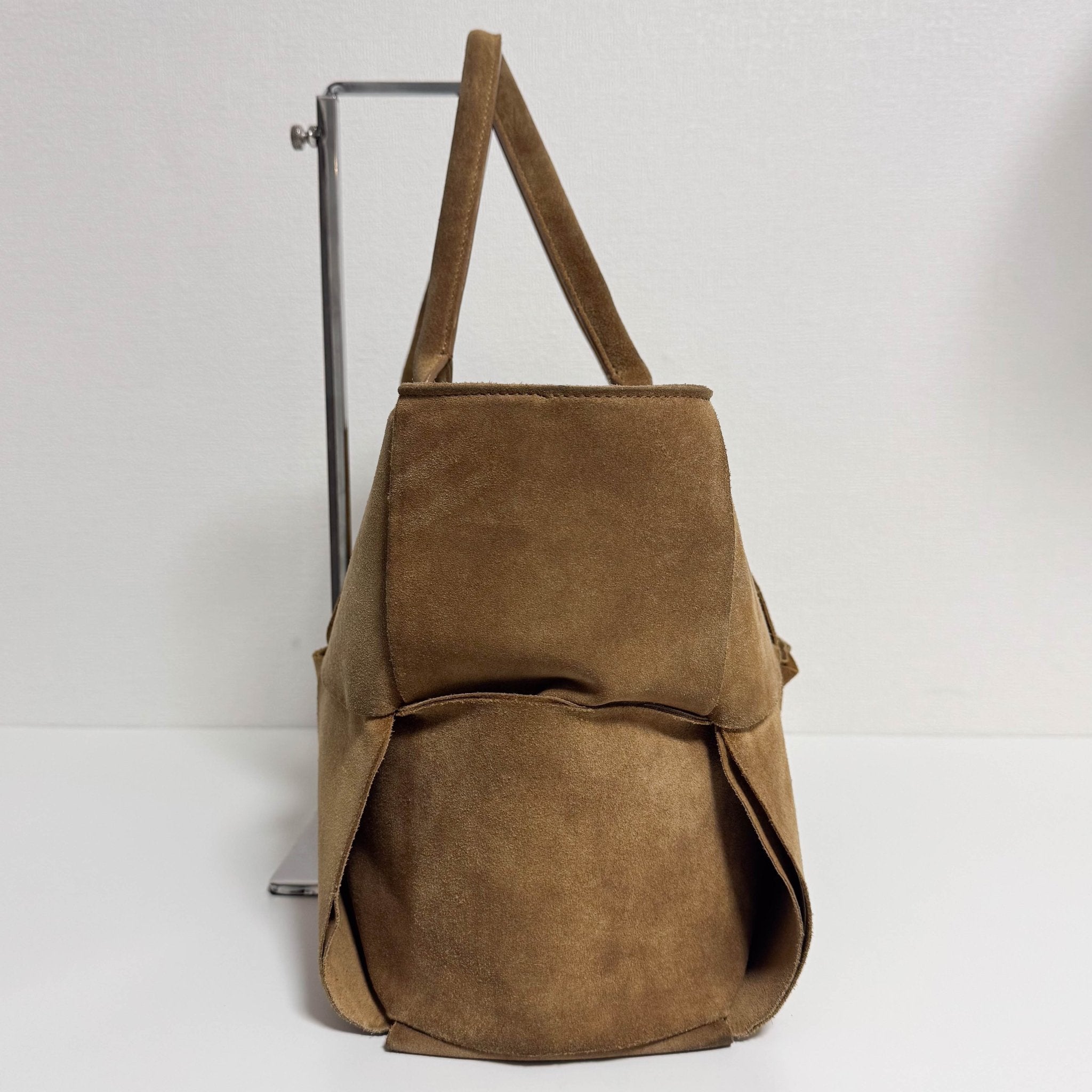 BOTTEGA VENETA Arco Tote Brown Suede Leather / Fur Handbag, in , Sold by HIVE PRELOVED - Handle Bags, ,