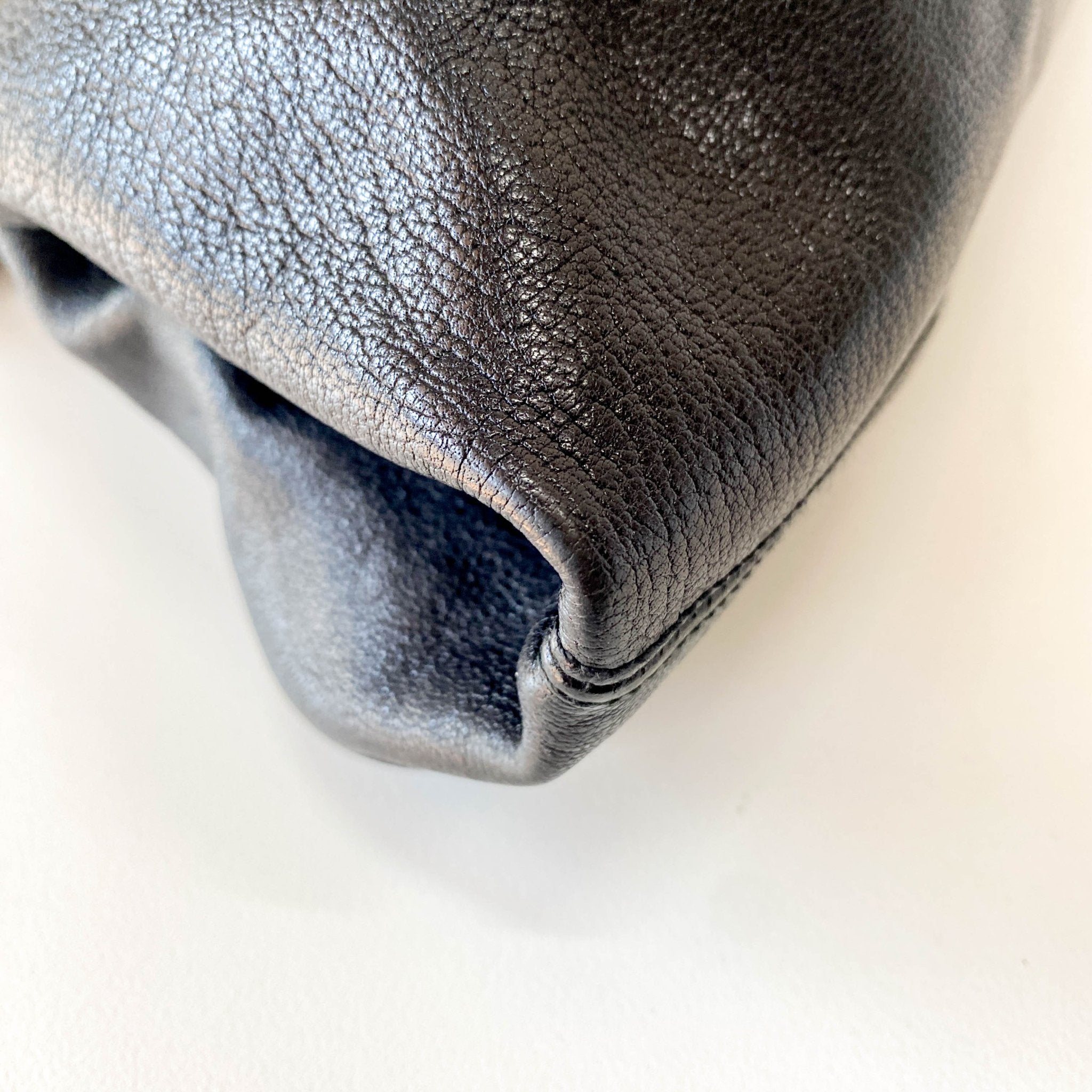 BOTTEGA VENETA Black Leather Shoulder Bag with Intrecciato Details, in , Sold by HIVE PRELOVED - Shoulder Bags, ,