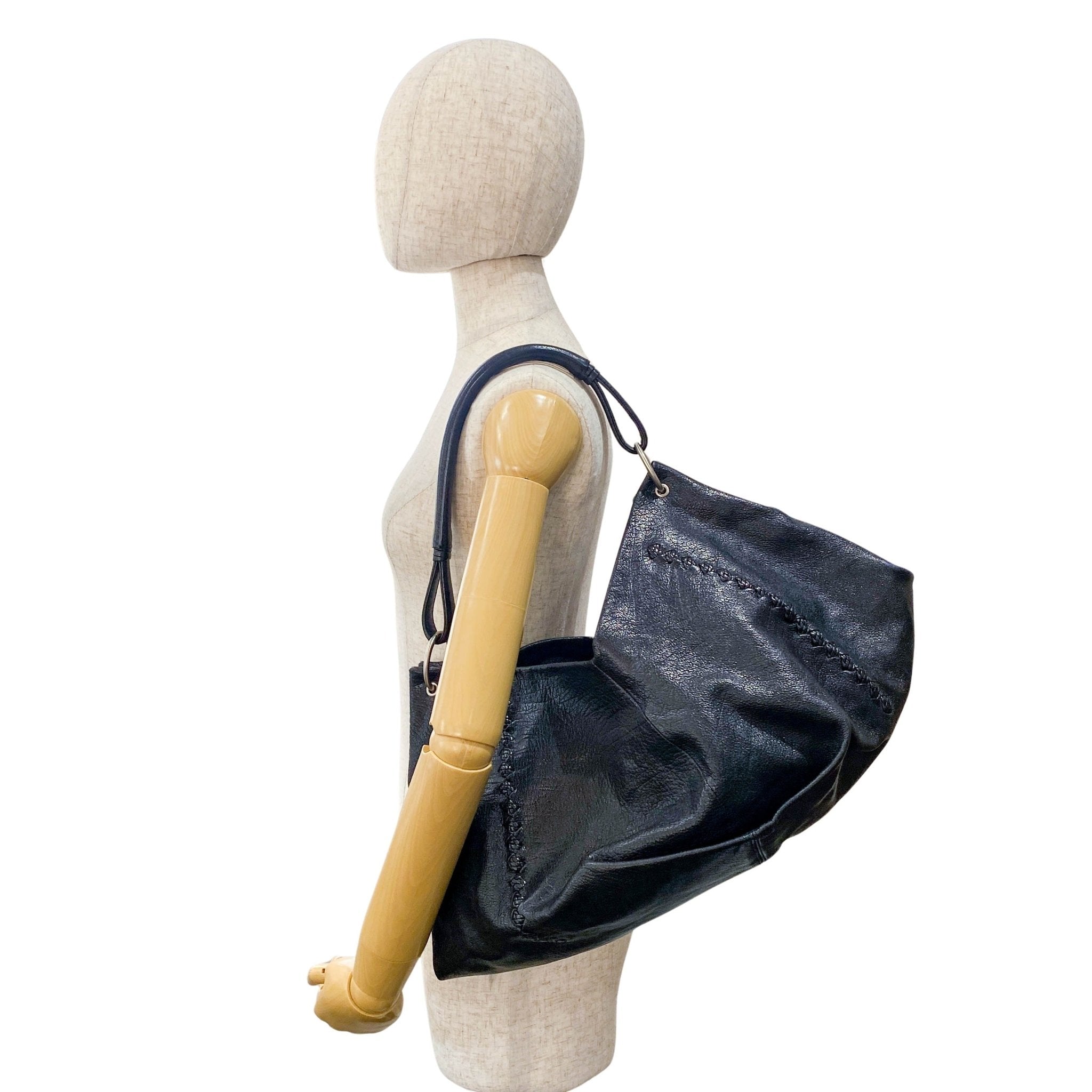 BOTTEGA VENETA Black Leather Shoulder Bag with Intrecciato Details, in , Sold by HIVE PRELOVED - Shoulder Bags, ,