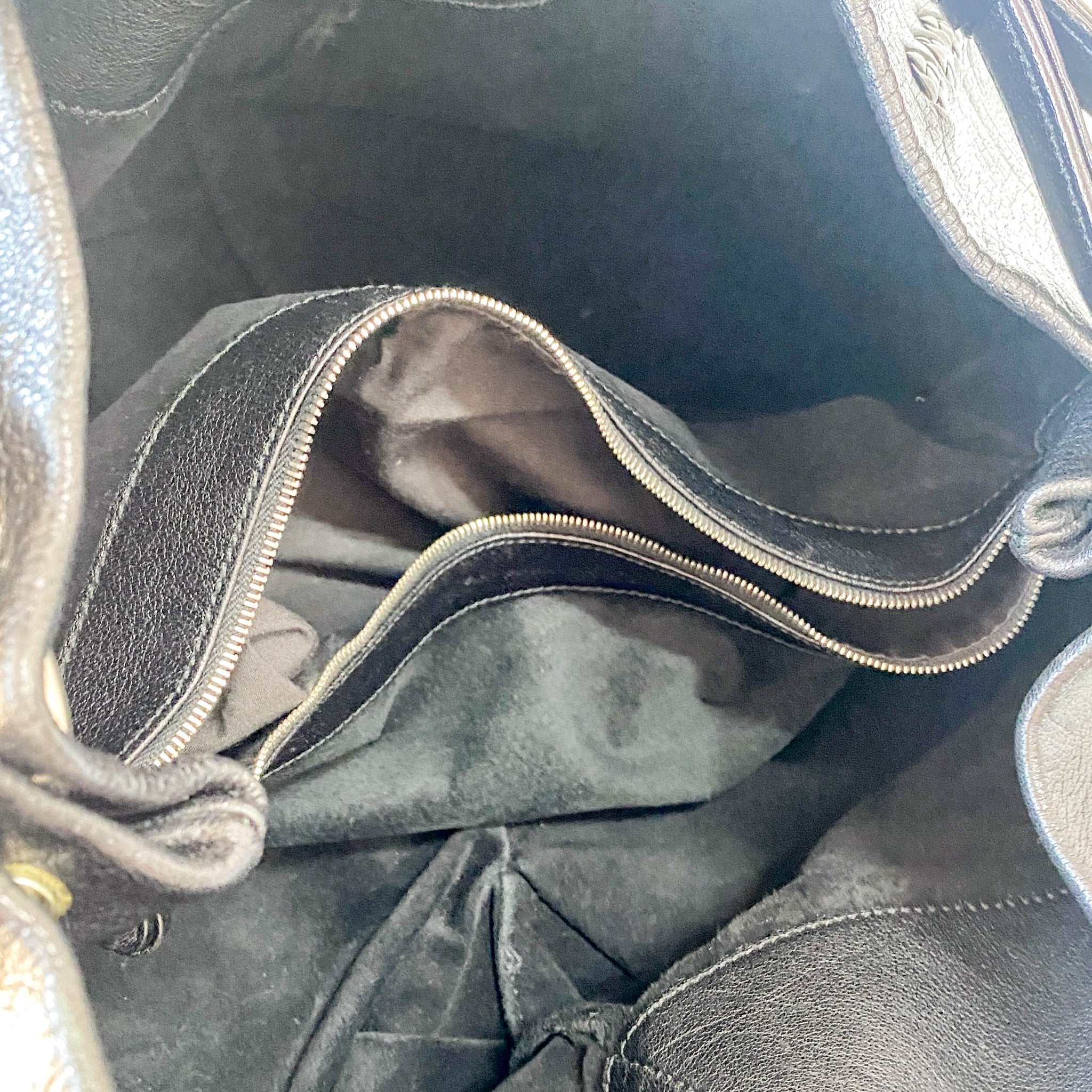 BOTTEGA VENETA Black Leather Shoulder Bag with Intrecciato Details, in , Sold by HIVE PRELOVED - Shoulder Bags, ,