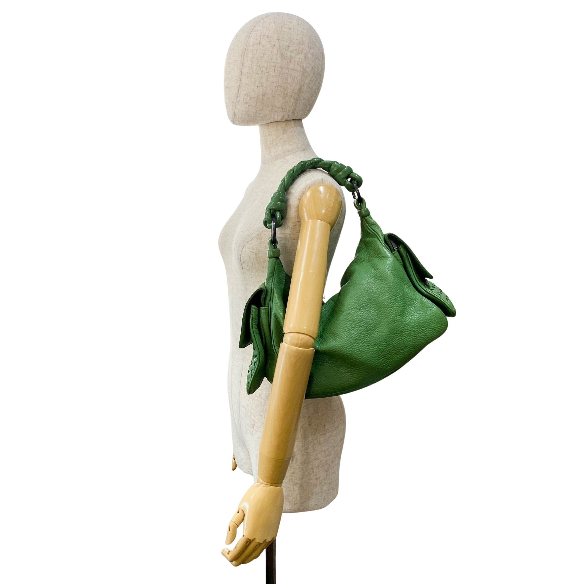 BOTTEGA VENETA Green Leather Shoulder Bag, in , Sold by HIVE PRELOVED - Shoulder Bags, ,