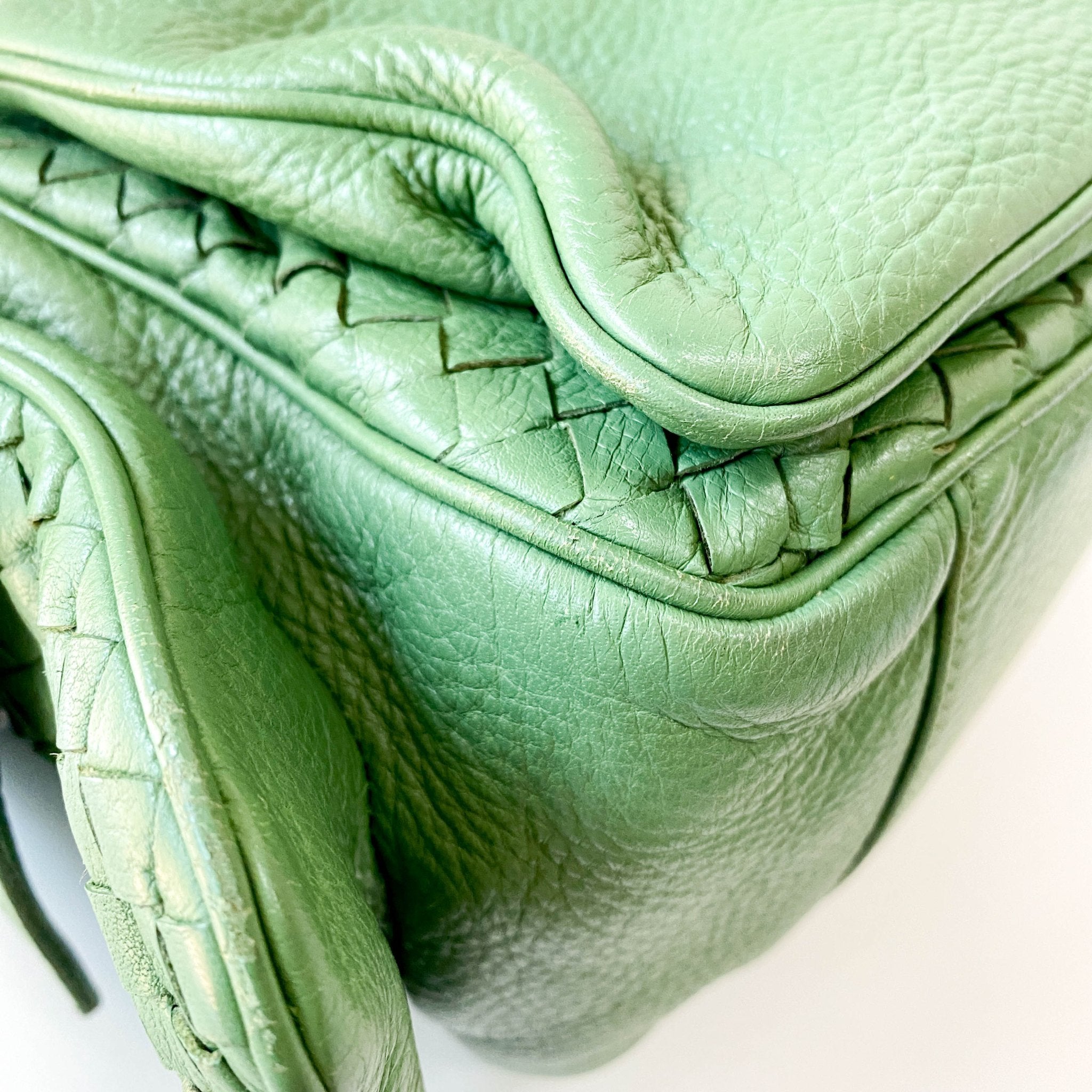 BOTTEGA VENETA Green Leather Shoulder Bag, in , Sold by HIVE PRELOVED - Shoulder Bags, ,