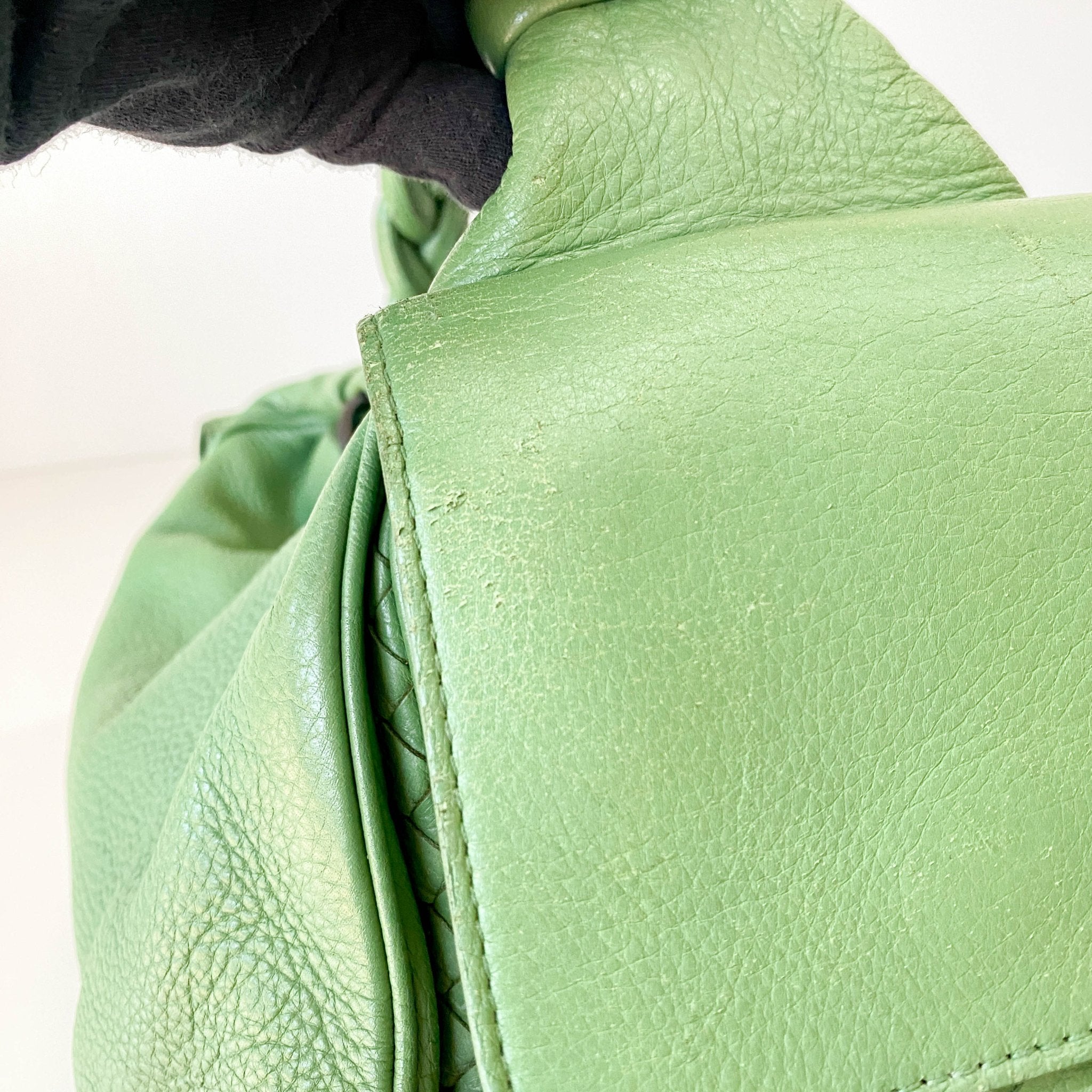 BOTTEGA VENETA Green Leather Shoulder Bag, in , Sold by HIVE PRELOVED - Shoulder Bags, ,