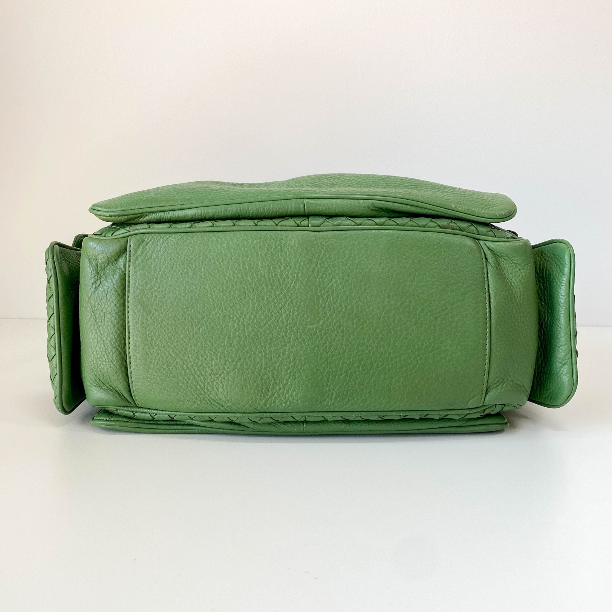 BOTTEGA VENETA Green Leather Shoulder Bag, in , Sold by HIVE PRELOVED - Shoulder Bags, ,