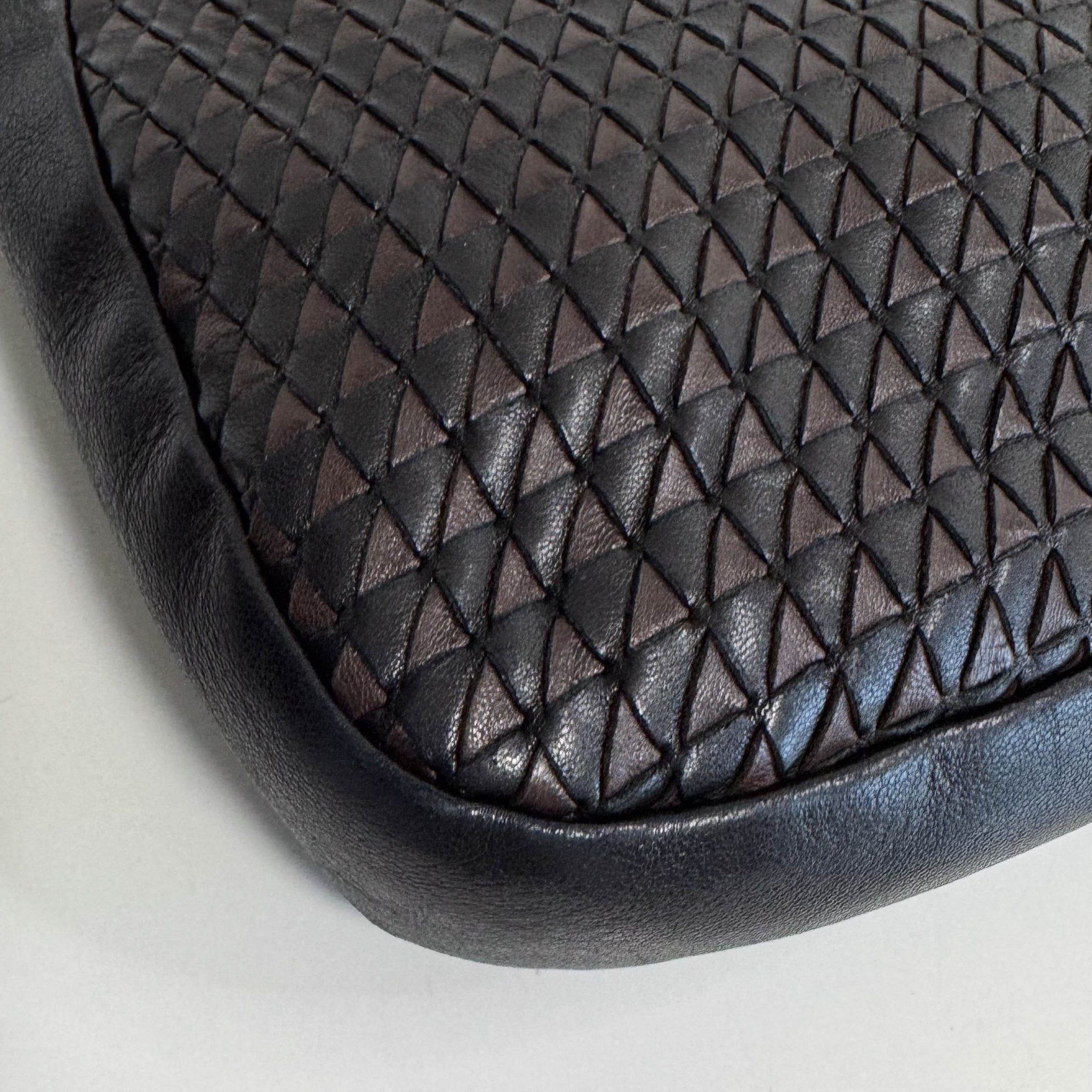 BOTTEGA VENETA Intrecciato Black and Brown Leather Shoulder Bag, in , Sold by HIVE PRELOVED - Shoulder Bags, ,