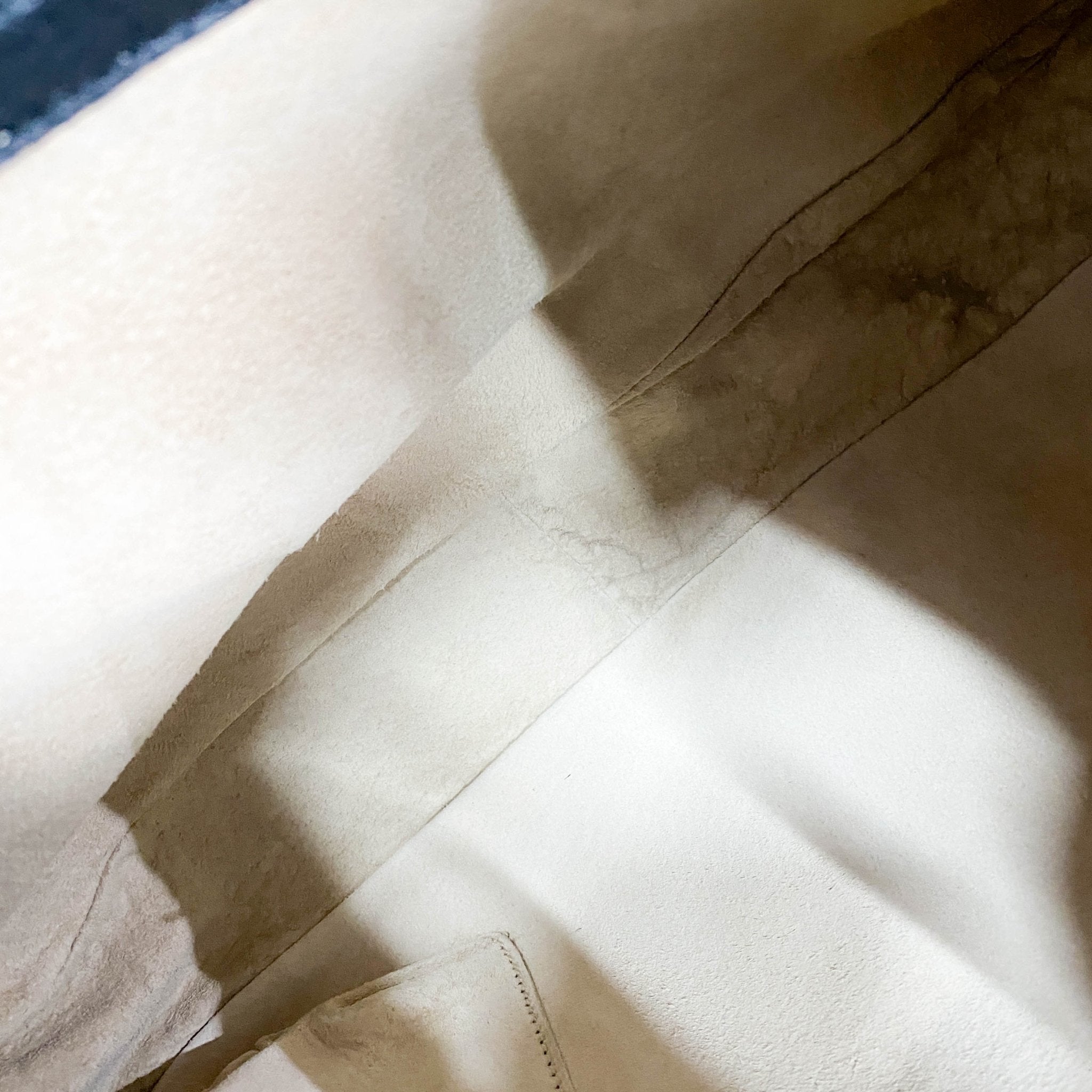 BOTTEGA VENETA Intrecciato Black Leather Handle Bag, in , Sold by HIVE PRELOVED - Shoulder Bags, ,