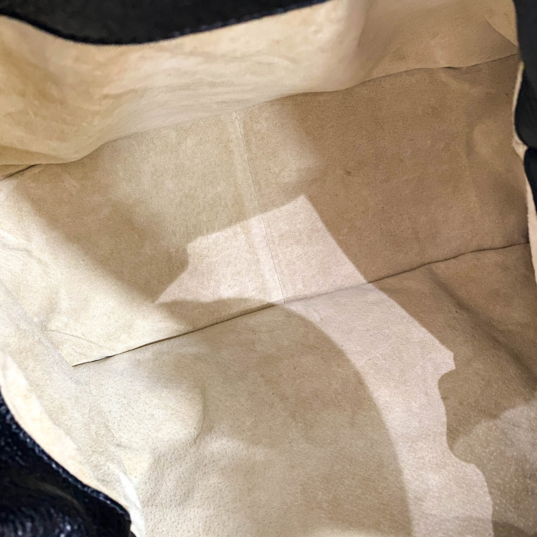 BOTTEGA VENETA Intrecciato Black Leather Handle Bag, in , Sold by HIVE PRELOVED - Shoulder Bags, ,