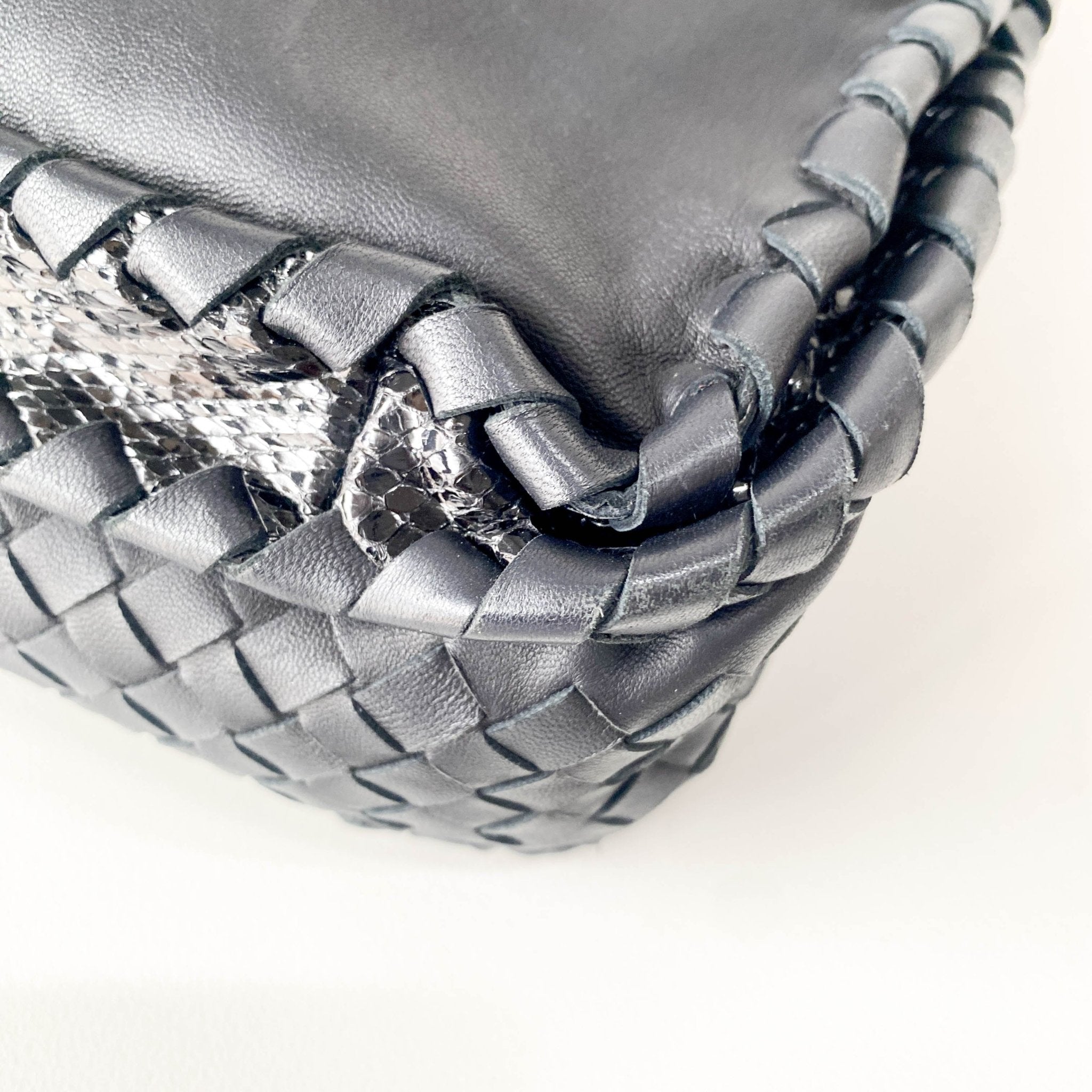 BOTTEGA VENETA Intrecciato Black Leather Hobo Shoulder Bag, in , Sold by HIVE PRELOVED - Shoulder Bags, ,