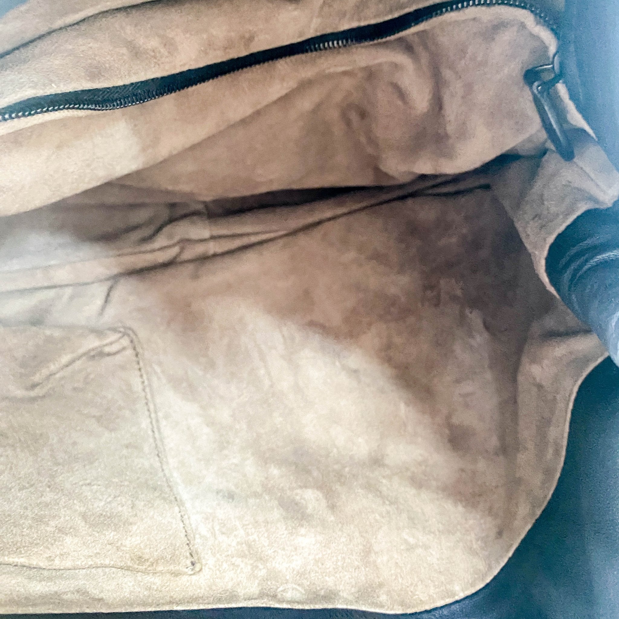 BOTTEGA VENETA Intrecciato Black Leather Hobo Shoulder Bag, in , Sold by HIVE PRELOVED - Shoulder Bags, ,