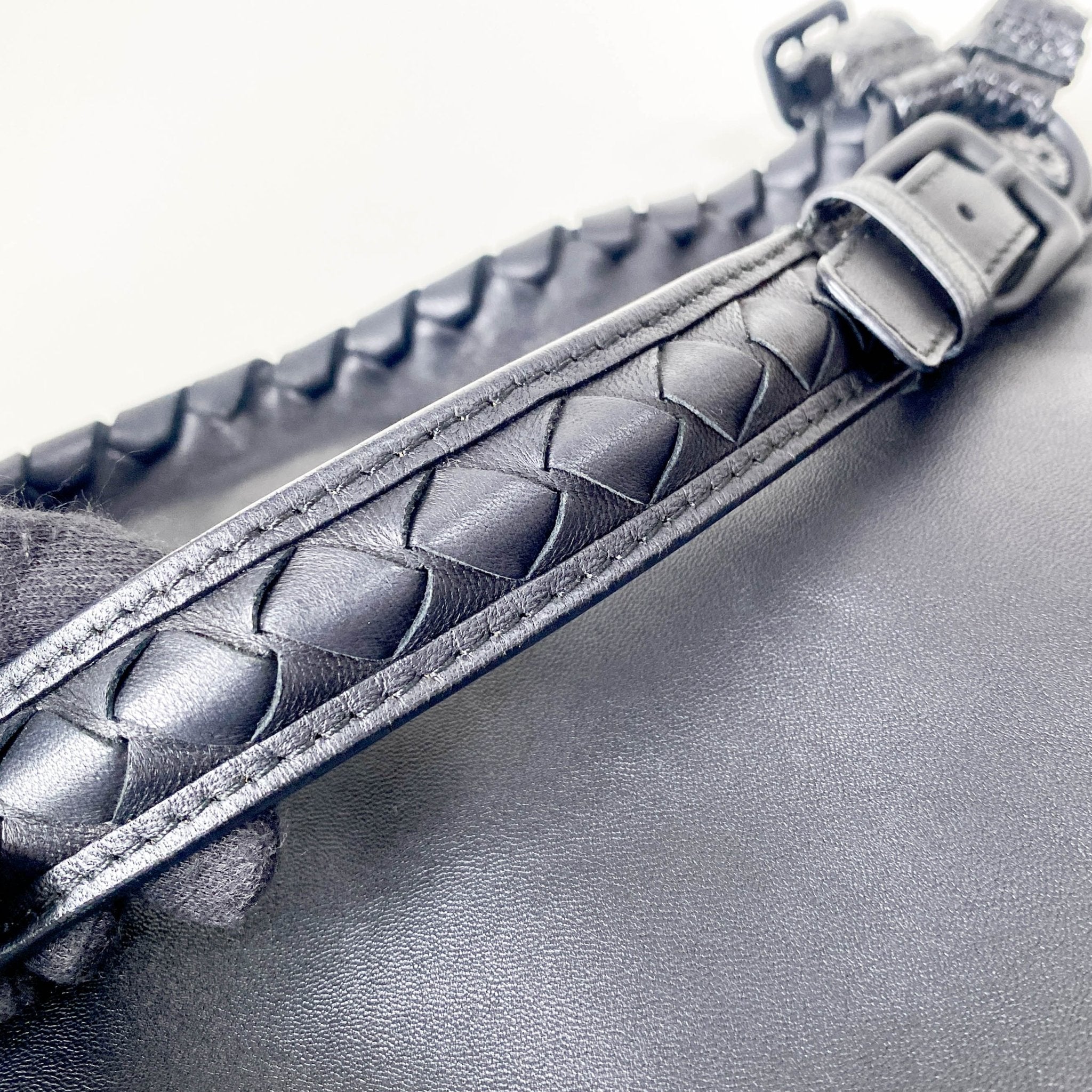 BOTTEGA VENETA Intrecciato Black Leather Hobo Shoulder Bag, in , Sold by HIVE PRELOVED - Shoulder Bags, ,