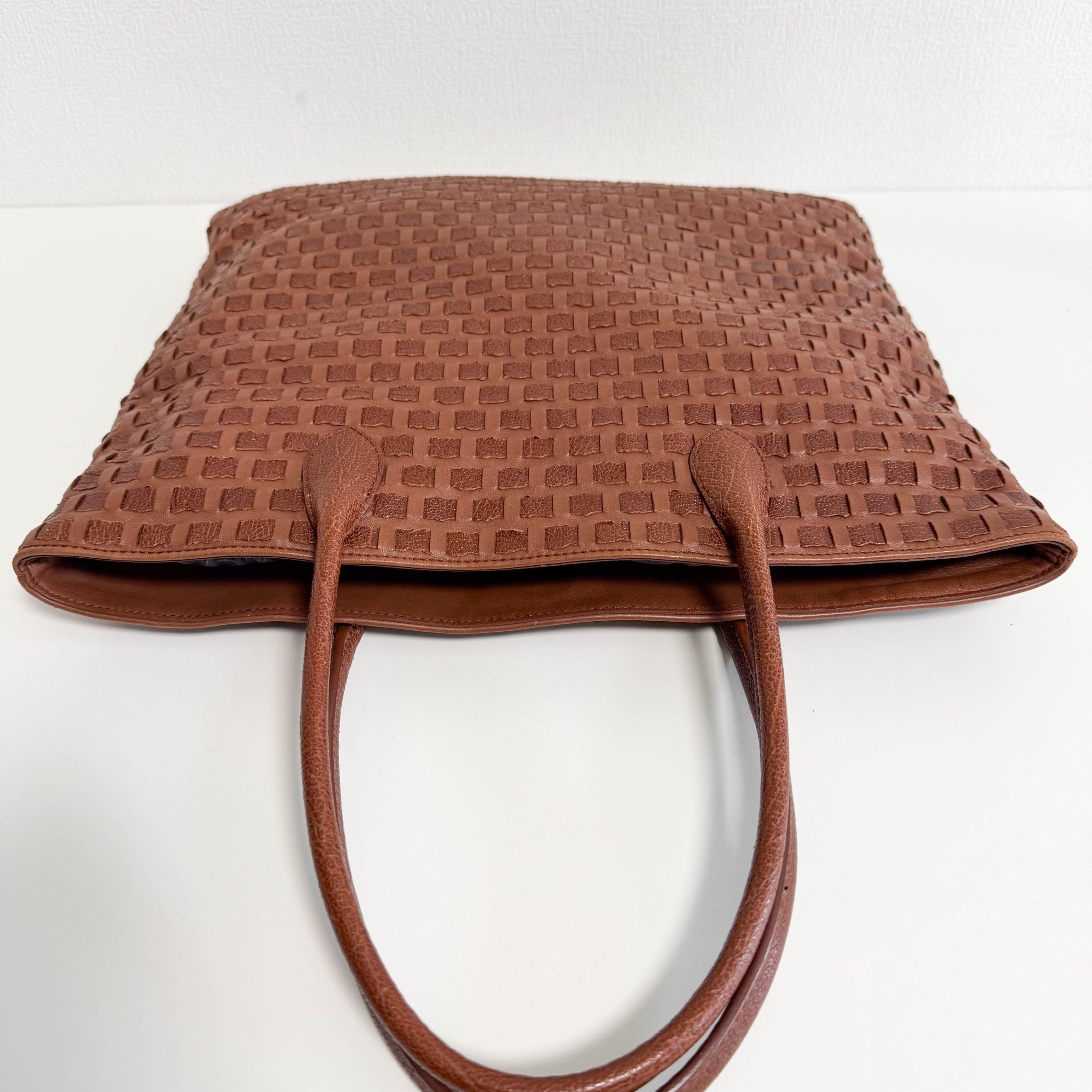 BOTTEGA VENETA Intrecciato Brown Tote HandBag, in , Sold by HIVE PRELOVED - Handle Bags, Totes,