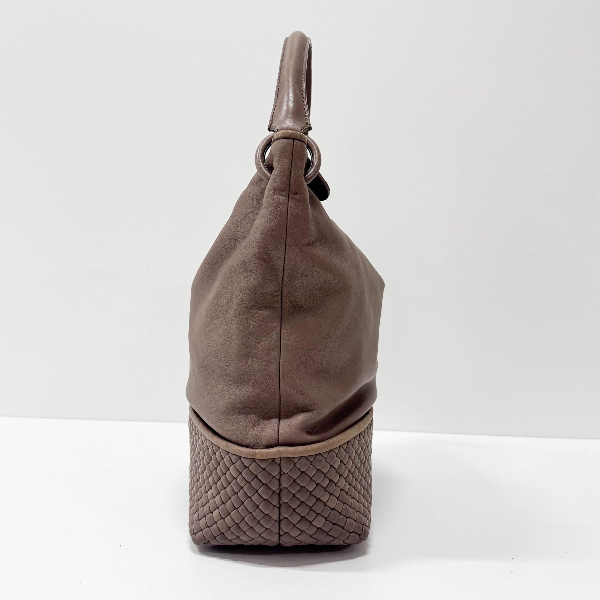 BOTTEGA VENETA Intrecciato Detail Beige Leather Shoulder Bag, in , Sold by HIVE PRELOVED - Shoulder Bags, ,