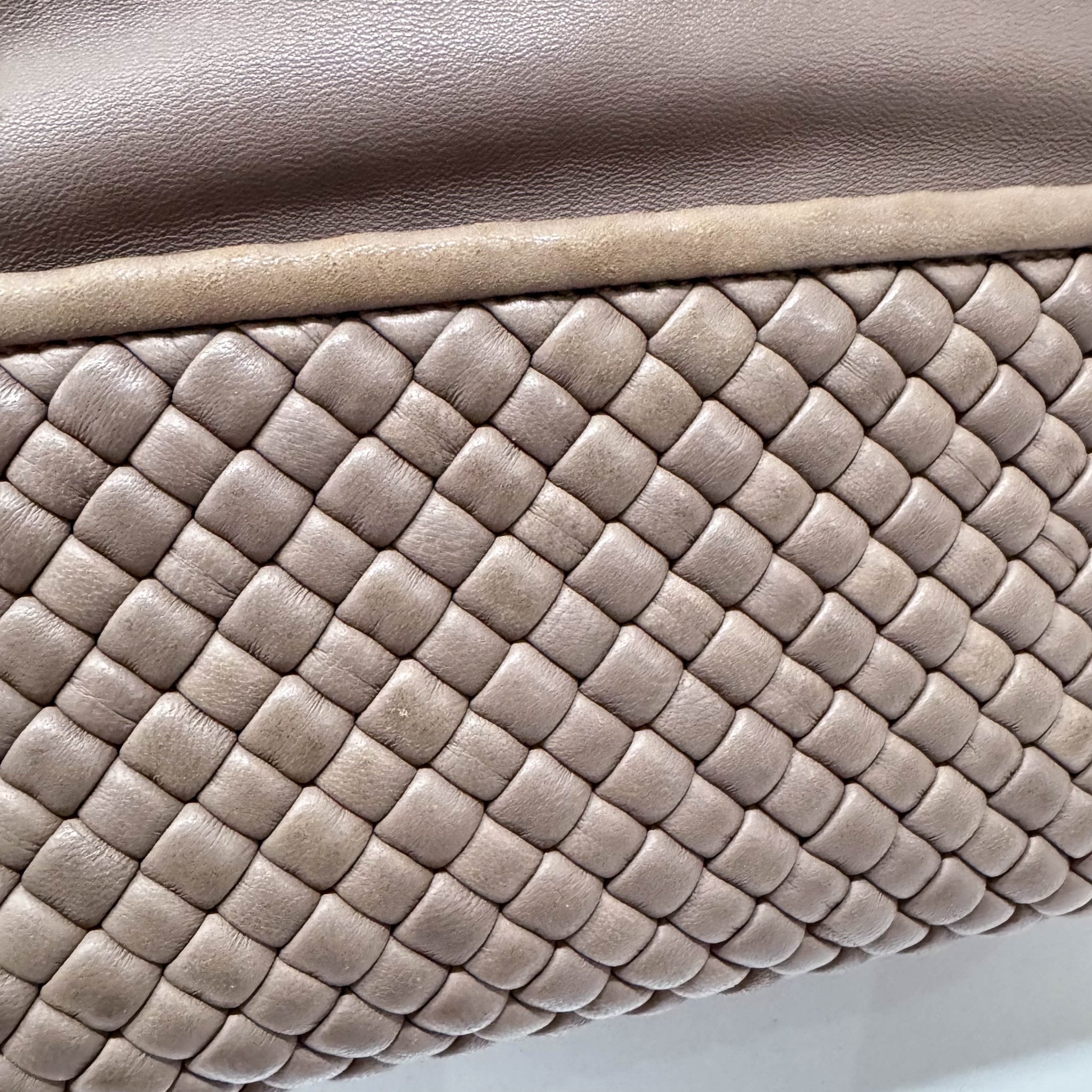 BOTTEGA VENETA Intrecciato Detail Beige Leather Shoulder Bag, in , Sold by HIVE PRELOVED - Shoulder Bags, ,