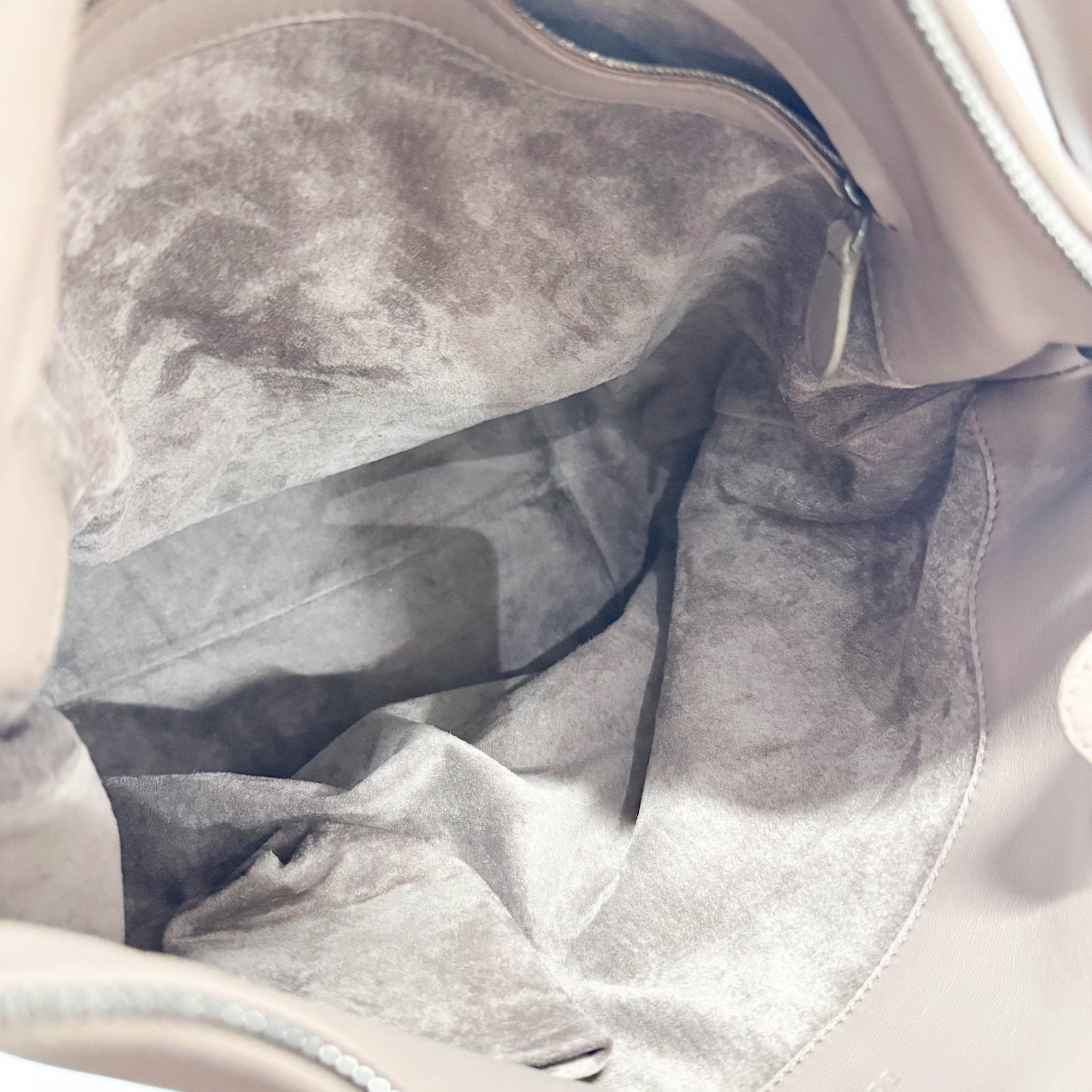 BOTTEGA VENETA Intrecciato Detail Beige Leather Shoulder Bag, in , Sold by HIVE PRELOVED - Shoulder Bags, ,